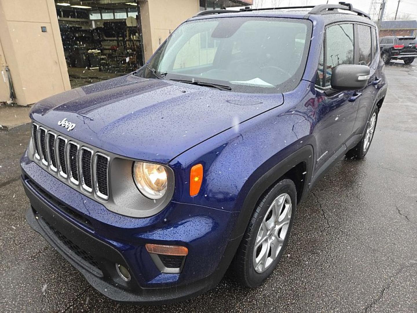 2020 BLUE /BLACK Jeep Renegade Limited (ZACNJAD16LP) with an 2.4L L4 DOHC 16V TURBO engine, 9A transmission, located at 3304 Woodville Road, Northwood, OH, 43619, (419) 210-8019, 41.612694, -83.480743 - Your #1 Destination for Auto Loans and mdash;No Matter Your Credit!At our dealership, we believe everyone deserves the opportunity to drive their dream car and mdash;whether you have good credit, bad credit, or no credit at all. With a wide selection of hundreds of cars, trucks, and SUVs, you'll fin - Photo#4