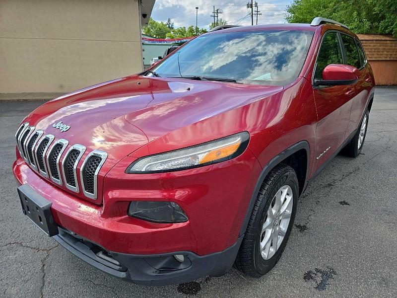 photo of 2016 Jeep Cherokee SPORT UTILITY 4-DR