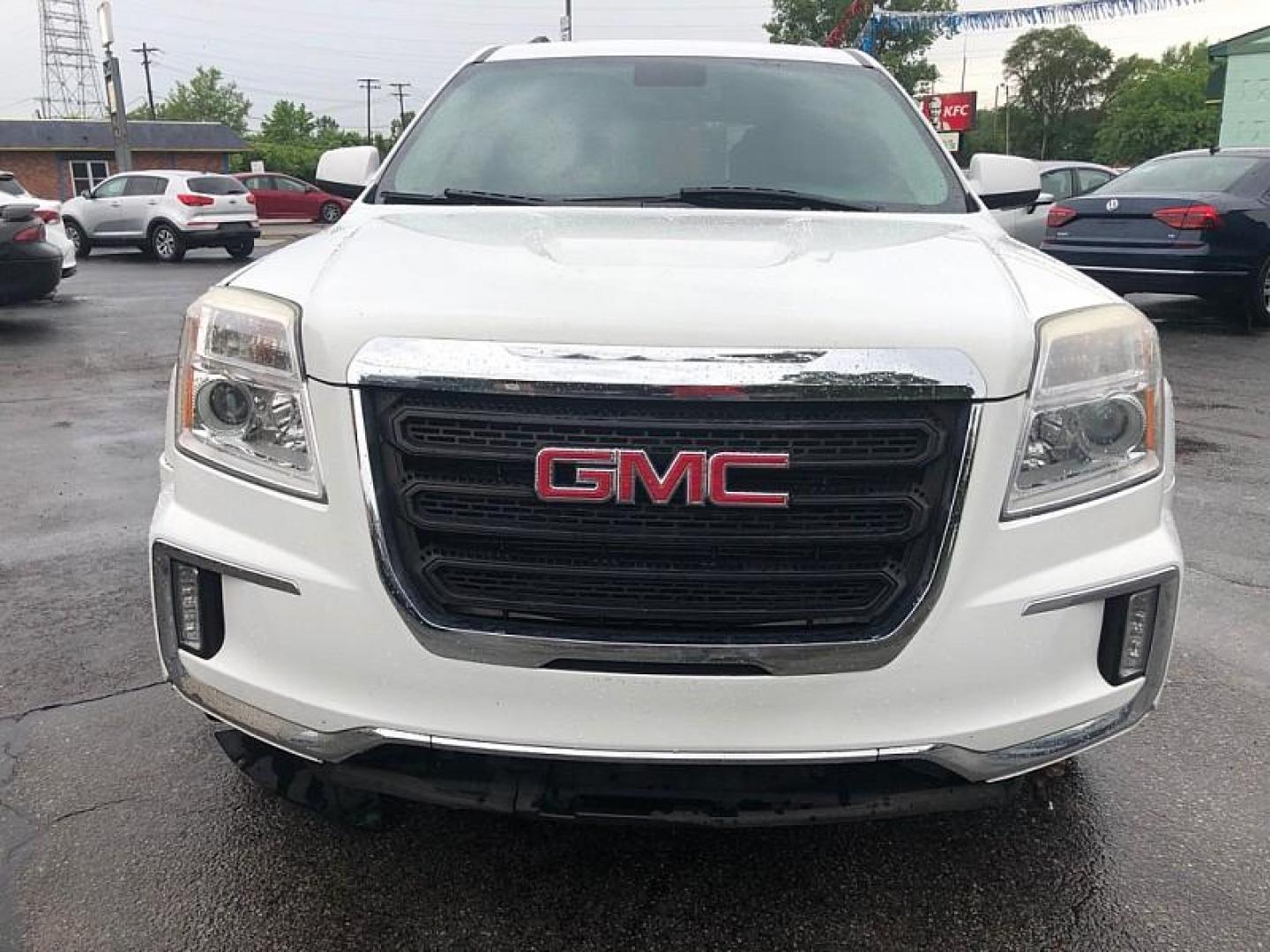 2017 WHITE /WHITE GMC Terrain SLE2 AWD (2GKFLTEK8H6) with an 2.4L L4 DOHC 16V engine, 6A transmission, located at 3304 Woodville Road, Northwood, OH, 43619, (419) 210-8019, 41.612694, -83.480743 - We are #1 Auto Loan Dealer for Good Bad or No Credit we have hundreds of vehicles to choose from, stop on in or just fill out our online application to get approved for auto financing and see your credit score for free by visiting our website today. We have Low Payment Options and Terms Available - Photo#6