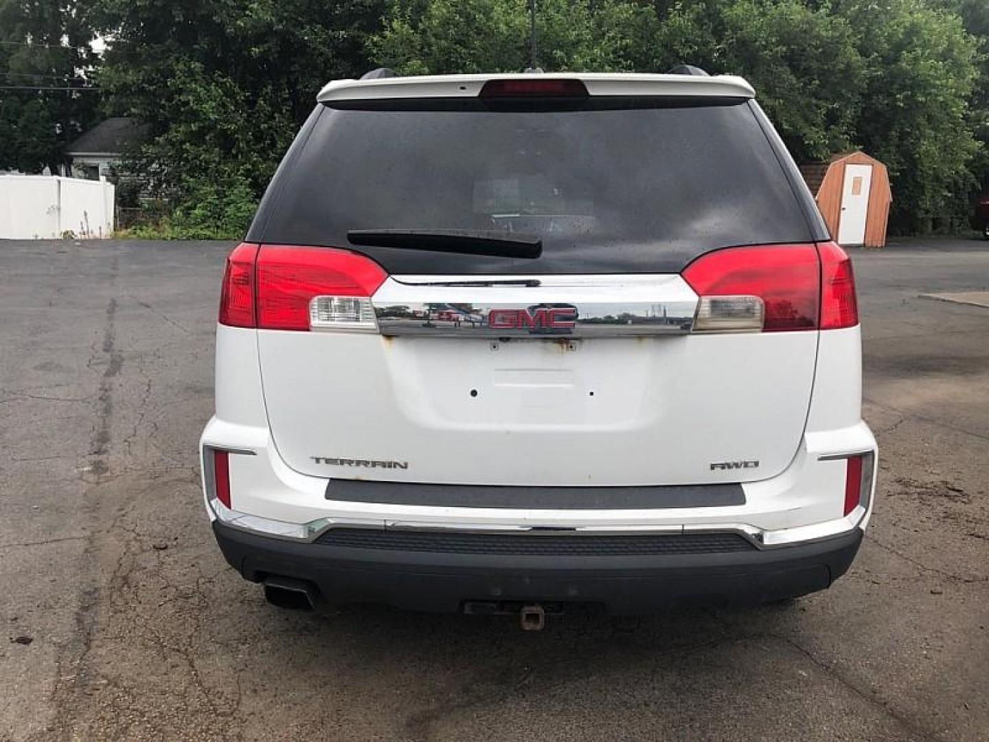 2017 WHITE /WHITE GMC Terrain SLE2 AWD (2GKFLTEK8H6) with an 2.4L L4 DOHC 16V engine, 6A transmission, located at 3304 Woodville Road, Northwood, OH, 43619, (419) 210-8019, 41.612694, -83.480743 - We are #1 Auto Loan Dealer for Good Bad or No Credit we have hundreds of vehicles to choose from, stop on in or just fill out our online application to get approved for auto financing and see your credit score for free by visiting our website today. We have Low Payment Options and Terms Available - Photo#23