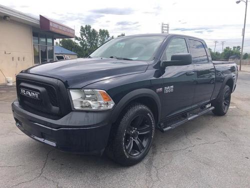 2015 RAM 1500 CREW CAB PICKUP 4-DR