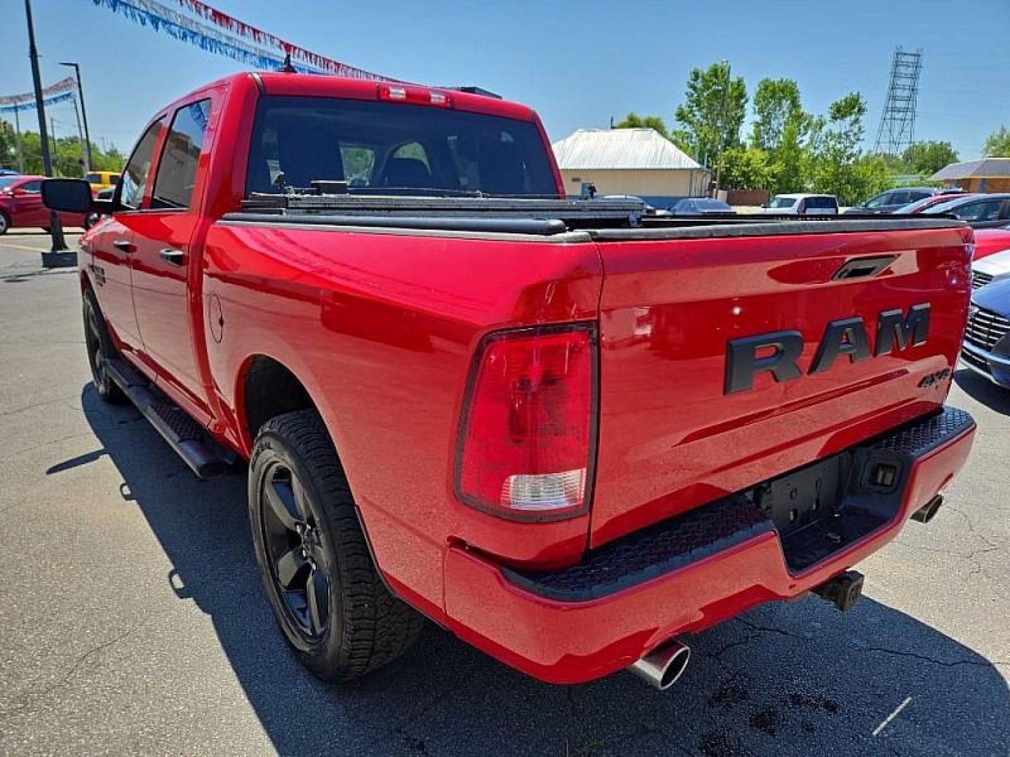 2019 RED /BLACK RAM 1500 Tradesman Crew Cab SWB 4WD (1C6RR7KT1KS) with an 5.7L V8 OHV 16V engine, 8A transmission, located at 3304 Woodville Road, Northwood, OH, 43619, (419) 210-8019, 41.612694, -83.480743 - We are #1 Auto Loan Dealer for Good Bad or No Credit we have hundreds of vehicles to choose from, stop on in or just fill out our online application to get approved for auto financing and see your credit score for free by visiting our website today. We have Low Payment Options and Terms Available - Photo#4