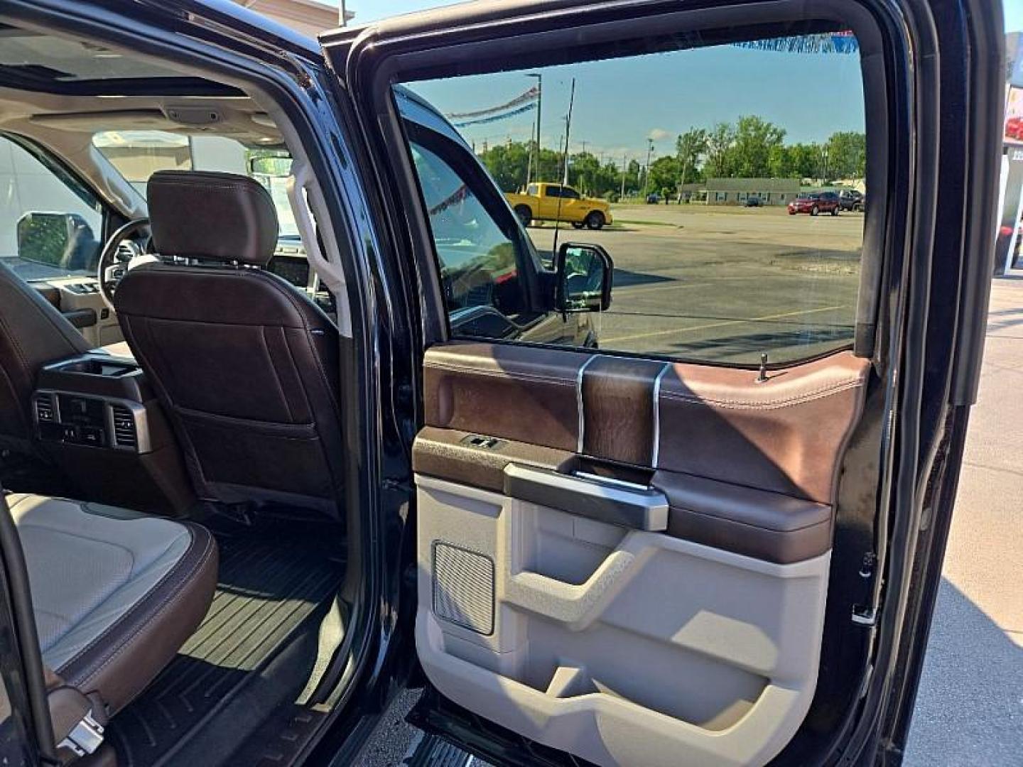 2019 BLACK /BROWN/TAN Ford F-150 XLT SuperCrew 6.5-ft. Bed 4WD (1FTEW1EG9KF) with an 3.5L V6 TURBO engine, 6A transmission, located at 3304 Woodville Road, Northwood, OH, 43619, (419) 210-8019, 41.612694, -83.480743 - We are #1 Auto Loan Dealer for Good Bad or No Credit we have hundreds of vehicles to choose from, stop on in or just fill out our online application to get approved for auto financing and see your credit score for free by visiting our website today. We have Low Payment Options and Terms Available - Photo#13