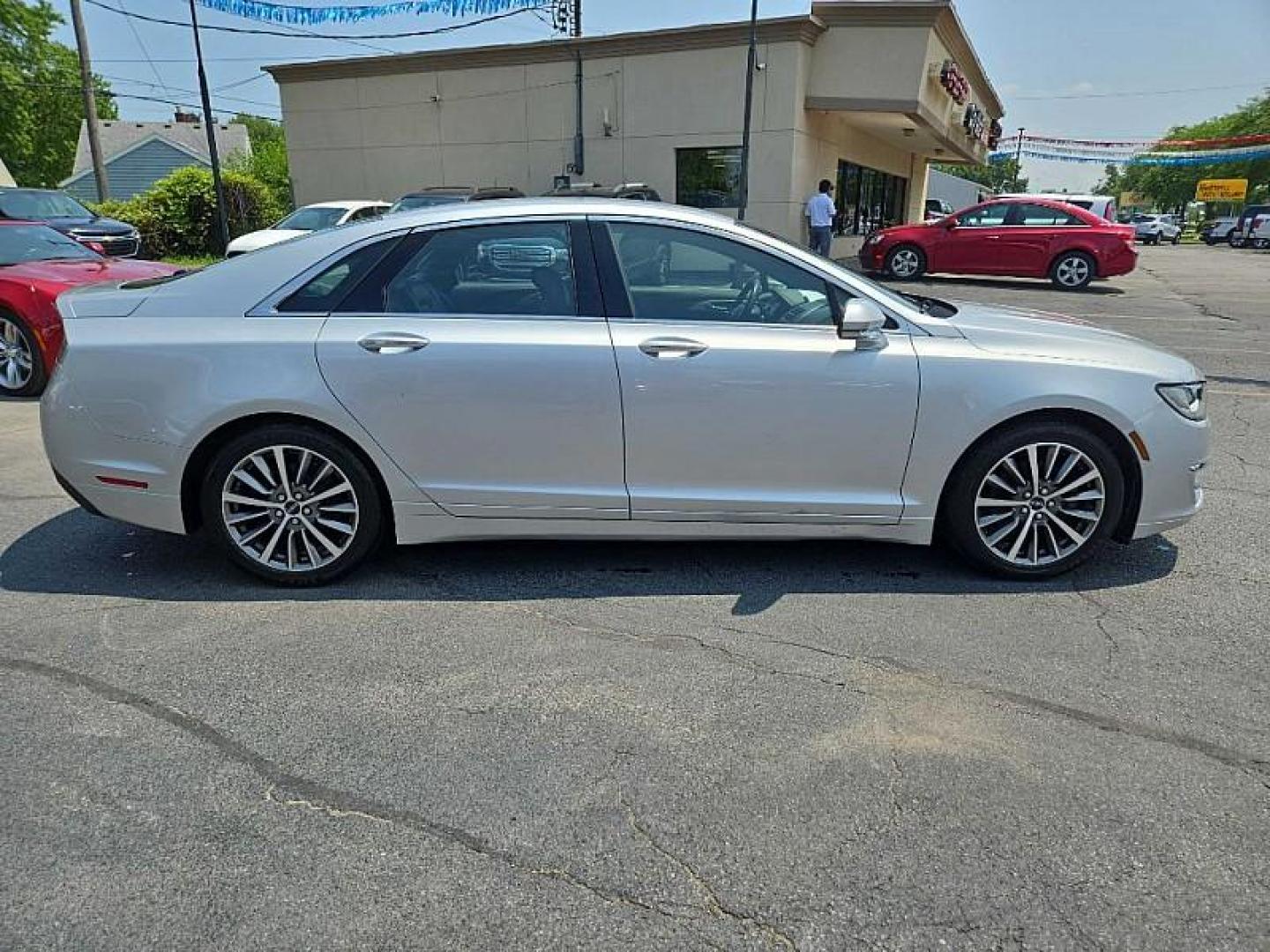 2019 SILVER /BLACK Lincoln MKZ Hybrid Reserve I (3LN6L5LU4KR) with an 2.0L L4 DOHC 16V HYBRID engine, CVT transmission, located at 3304 Woodville Road, Northwood, OH, 43619, (419) 210-8019, 41.612694, -83.480743 - We are #1 Auto Loan Dealer for Good Bad or No Credit we have hundreds of vehicles to choose from, stop on in or just fill out our online application to get approved for auto financing and see your credit score for free by visiting our website today. We have Low Payment Options and Terms Available - Photo#5