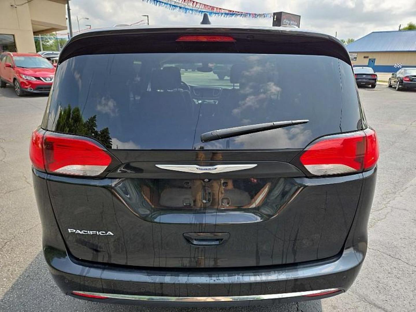 2017 BLACK /BLACK Chrysler Pacifica Touring-L Plus (2C4RC1EG2HR) with an 3.6L V6 DOHC 24V engine, 9A transmission, located at 3304 Woodville Road, Northwood, OH, 43619, (419) 210-8019, 41.612694, -83.480743 - Photo#3