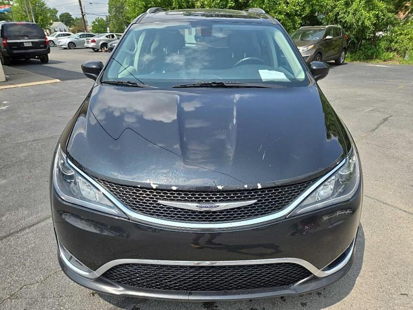 2017 BLACK /BLACK Chrysler Pacifica Touring-L Plus (2C4RC1EG2HR) with an 3.6L V6 DOHC 24V engine, 9A transmission, located at 3304 Woodville Road, Northwood, OH, 43619, (419) 210-8019, 41.612694, -83.480743 - Photo#7