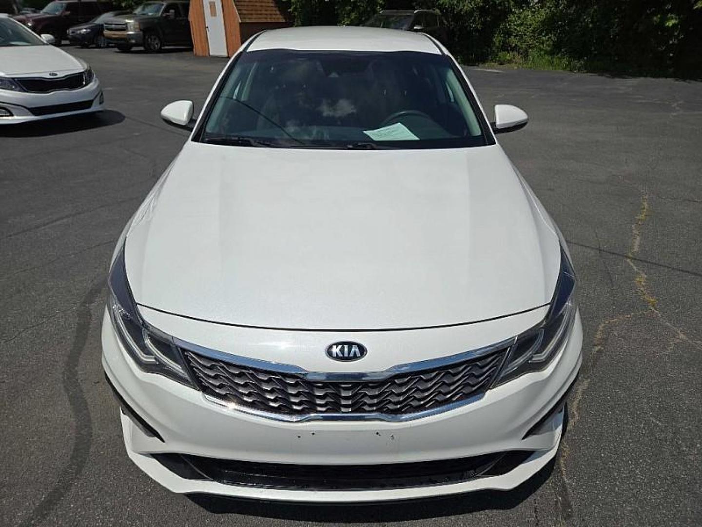 2020 WHITE /BLACK Kia Optima LX (5XXGT4L30LG) with an 2.4L L4 DOHC 16V engine, 6A transmission, located at 3304 Woodville Road, Northwood, OH, 43619, (419) 210-8019, 41.612694, -83.480743 - We are #1 Auto Loan Dealer for Good Bad or No Credit we have hundreds of vehicles to choose from, stop on in or just fill out our online application to get approved for auto financing and see your credit score for free by visiting our website today. We have Low Payment Options and Terms Available - Photo#7