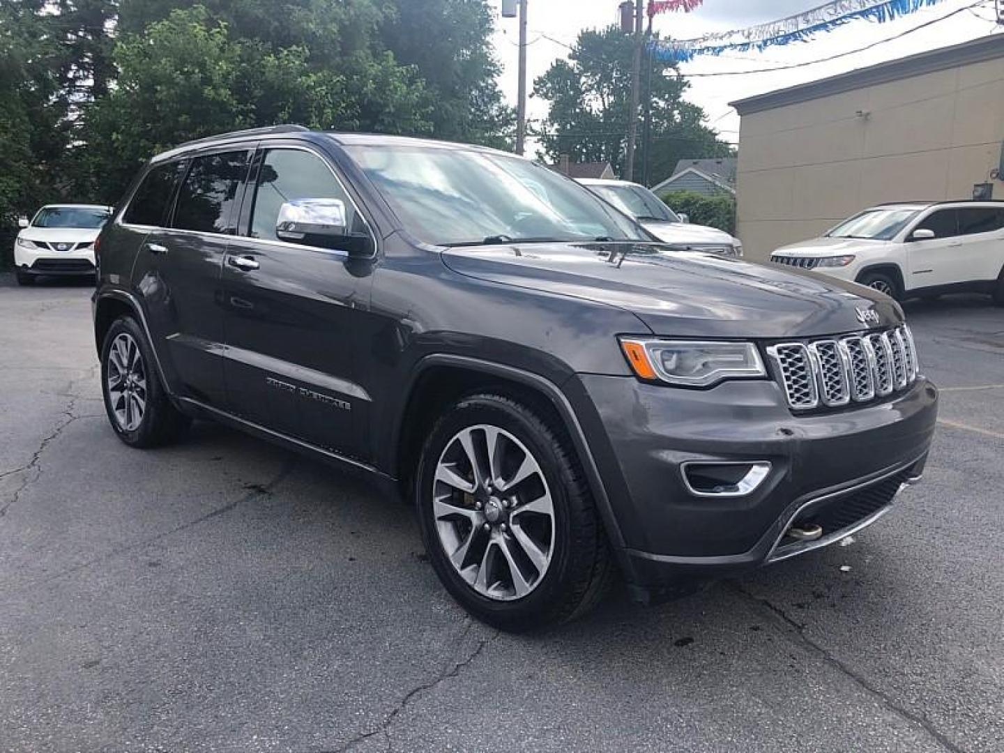 2018 GRAY /BLACK Jeep Grand Cherokee Overland 4WD (1C4RJFCG2JC) with an 3.6L V6 DOHC 24V engine, 8A transmission, located at 3304 Woodville Road, Northwood, OH, 43619, (419) 210-8019, 41.612694, -83.480743 - We are #1 Auto Loan Dealer for Good Bad or No Credit we have hundreds of vehicles to choose from, stop on in or just fill out our online application to get approved for auto financing and see your credit score for free by visiting our website today. We have Low Payment Options and Terms Available - Photo#6