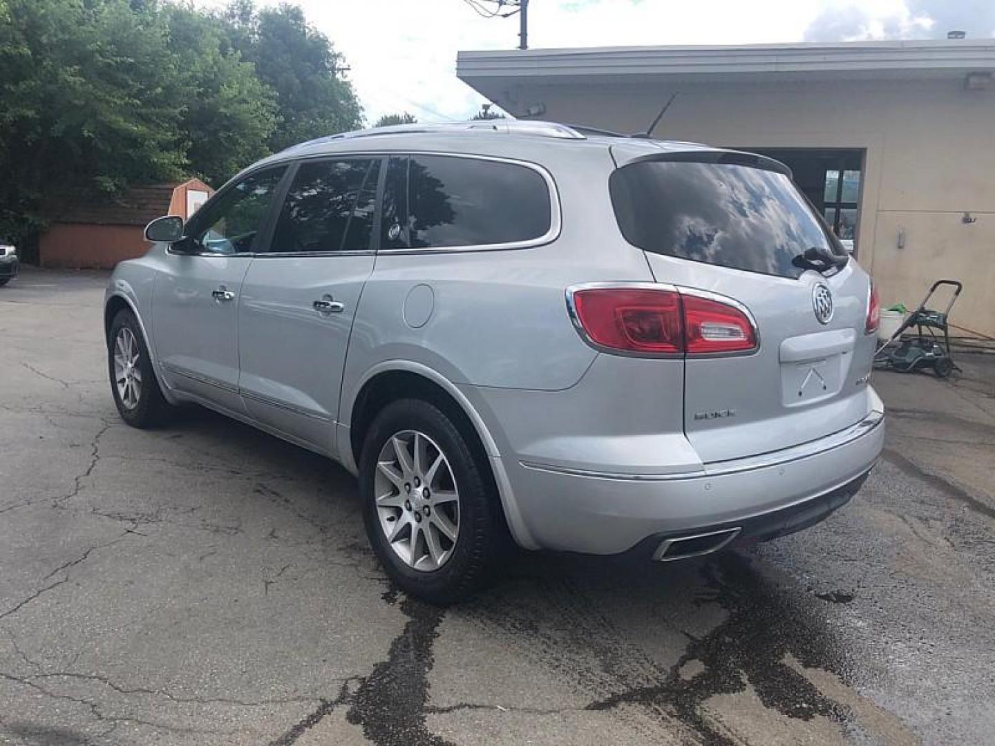 2015 SILVER /BLACK Buick Enclave Leather AWD (5GAKVBKD1FJ) with an 3.6L V6 DOHC 24V engine, 6-Speed Automatic Overdrive transmission, located at 3304 Woodville Road, Northwood, OH, 43619, (419) 210-8019, 41.612694, -83.480743 - We are #1 Auto Loan Dealer for Good Bad or No Credit we have hundreds of vehicles to choose from, stop on in or just fill out our online application to get approved for auto financing and see your credit score for free by visiting our website today. We have Low Payment Options and Terms Available - Photo#2