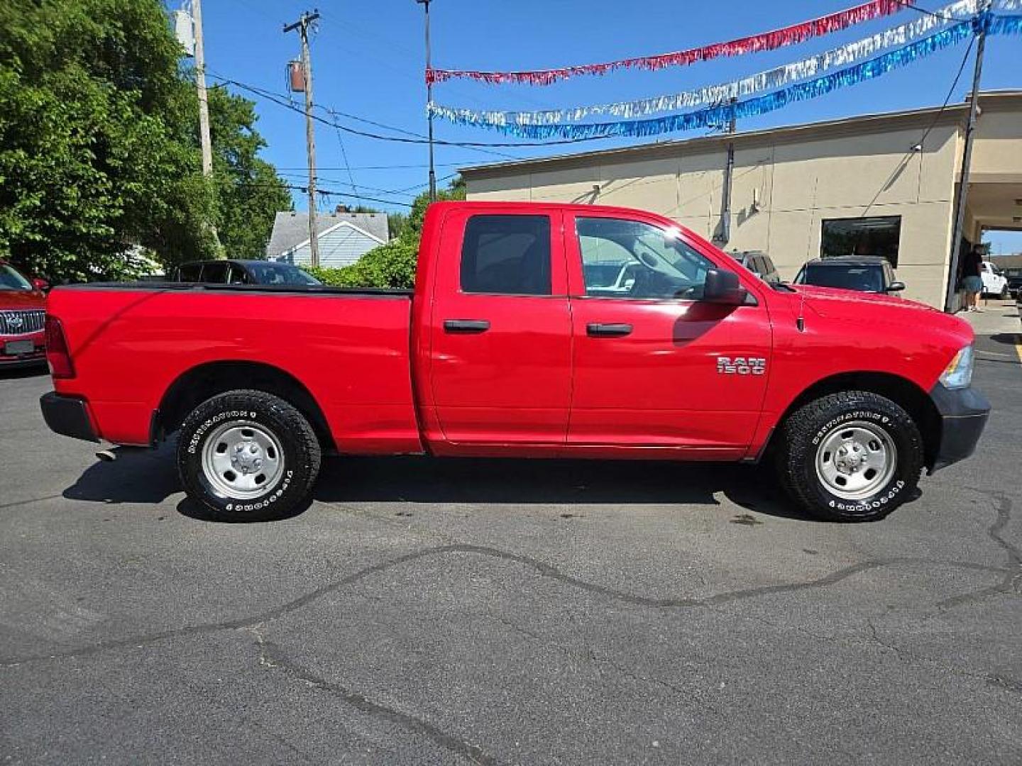 2018 RED /BLACK RAM 1500 Tradesman Quad Cab 4WD (1C6RR7FG0JS) with an 3.6L V6 DOHC 24V FFV engine, 8A transmission, located at 3304 Woodville Road, Northwood, OH, 43619, (419) 210-8019, 41.612694, -83.480743 - We are #1 Auto Loan Dealer for Good Bad or No Credit we have hundreds of vehicles to choose from, stop on in or just fill out our online application to get approved for auto financing and see your credit score for free by visiting our website today. We have Low Payment Options and Terms Available - Photo#5