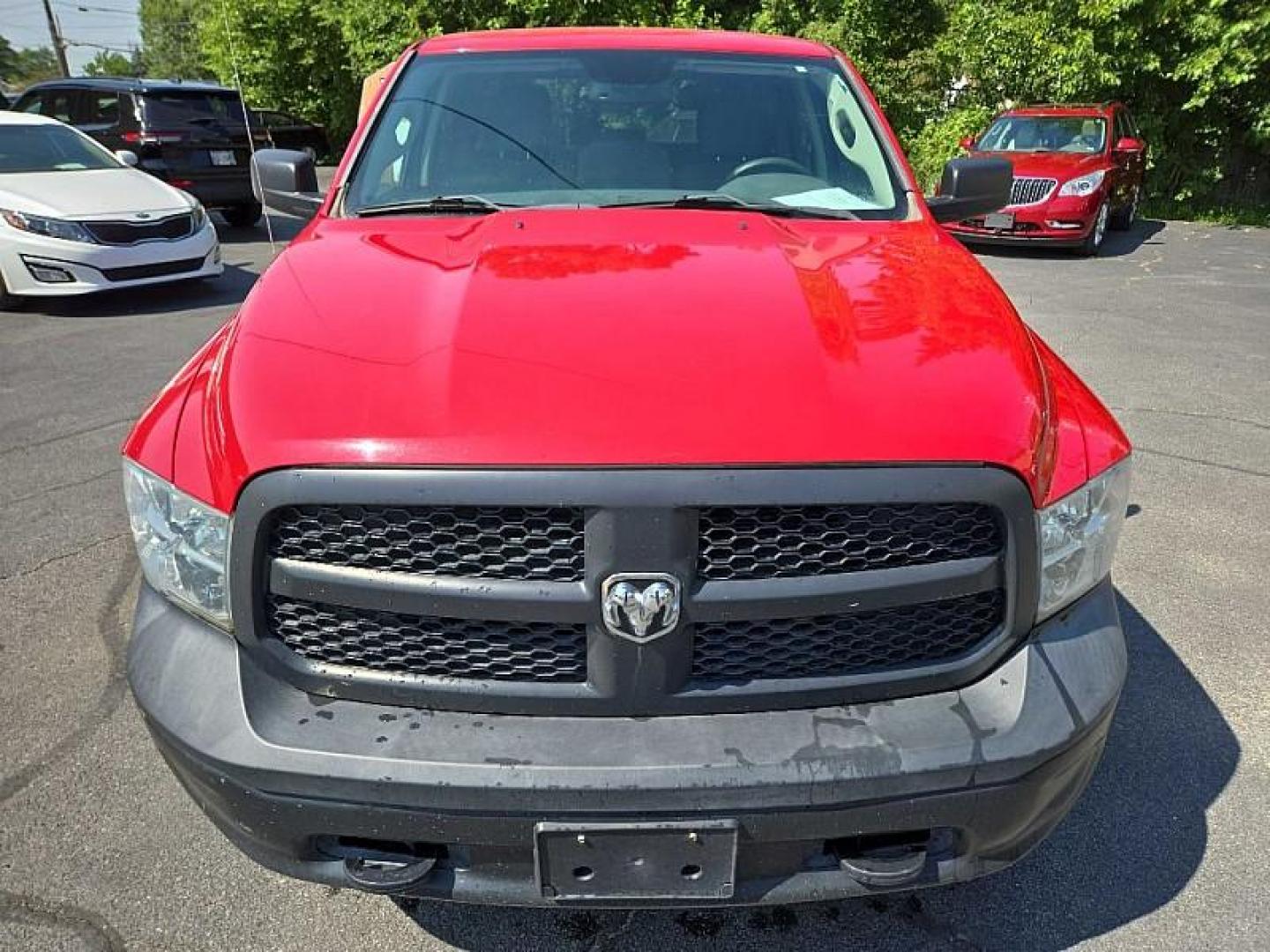 2018 RED /BLACK RAM 1500 Tradesman Quad Cab 4WD (1C6RR7FG0JS) with an 3.6L V6 DOHC 24V FFV engine, 8A transmission, located at 3304 Woodville Road, Northwood, OH, 43619, (419) 210-8019, 41.612694, -83.480743 - We are #1 Auto Loan Dealer for Good Bad or No Credit we have hundreds of vehicles to choose from, stop on in or just fill out our online application to get approved for auto financing and see your credit score for free by visiting our website today. We have Low Payment Options and Terms Available - Photo#7