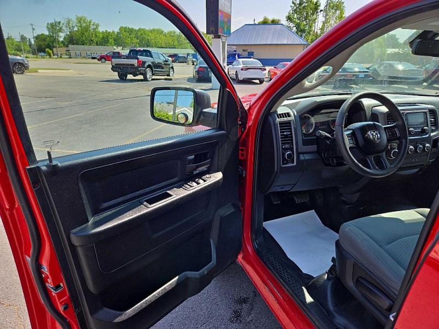 2018 RED /BLACK RAM 1500 Tradesman Quad Cab 4WD (1C6RR7FG0JS) with an 3.6L V6 DOHC 24V FFV engine, 8A transmission, located at 3304 Woodville Road, Northwood, OH, 43619, (419) 210-8019, 41.612694, -83.480743 - We are #1 Auto Loan Dealer for Good Bad or No Credit we have hundreds of vehicles to choose from, stop on in or just fill out our online application to get approved for auto financing and see your credit score for free by visiting our website today. We have Low Payment Options and Terms Available - Photo#8