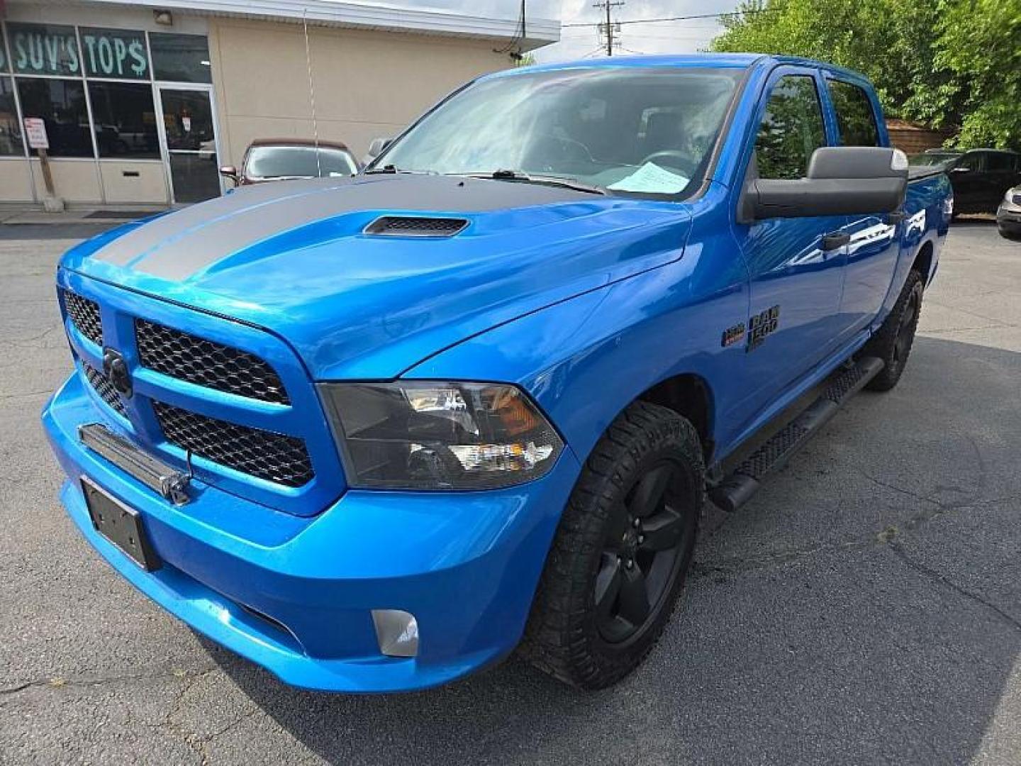 2019 BLUE /BLACK RAM 1500 Tradesman Crew Cab SWB 4WD (1C6RR7KT9KS) with an 5.7L V8 OHV 16V engine, 8A transmission, located at 3304 Woodville Road, Northwood, OH, 43619, (419) 210-8019, 41.612694, -83.480743 - We are #1 Auto Loan Dealer for Good Bad or No Credit we have hundreds of vehicles to choose from, stop on in or just fill out our online application to get approved for auto financing and see your credit score for free by visiting our website today. We have Low Payment Options and Terms Available - Photo#0