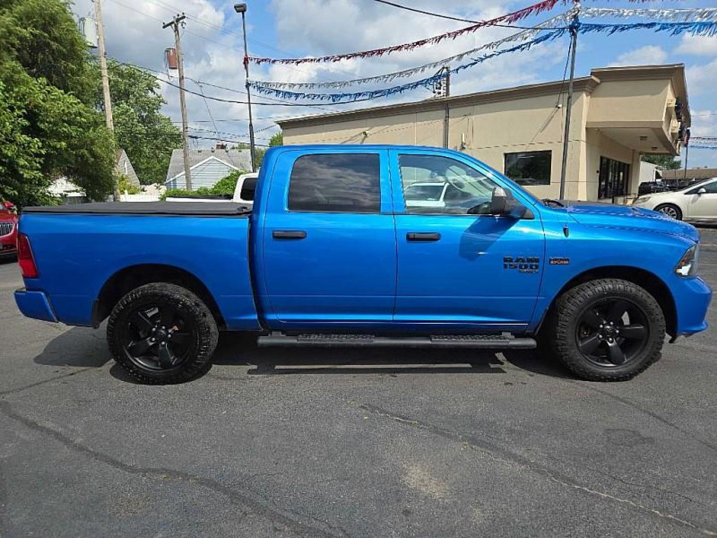 2019 BLUE /BLACK RAM 1500 Tradesman Crew Cab SWB 4WD (1C6RR7KT9KS) with an 5.7L V8 OHV 16V engine, 8A transmission, located at 3304 Woodville Road, Northwood, OH, 43619, (419) 210-8019, 41.612694, -83.480743 - We are #1 Auto Loan Dealer for Good Bad or No Credit we have hundreds of vehicles to choose from, stop on in or just fill out our online application to get approved for auto financing and see your credit score for free by visiting our website today. We have Low Payment Options and Terms Available - Photo#5