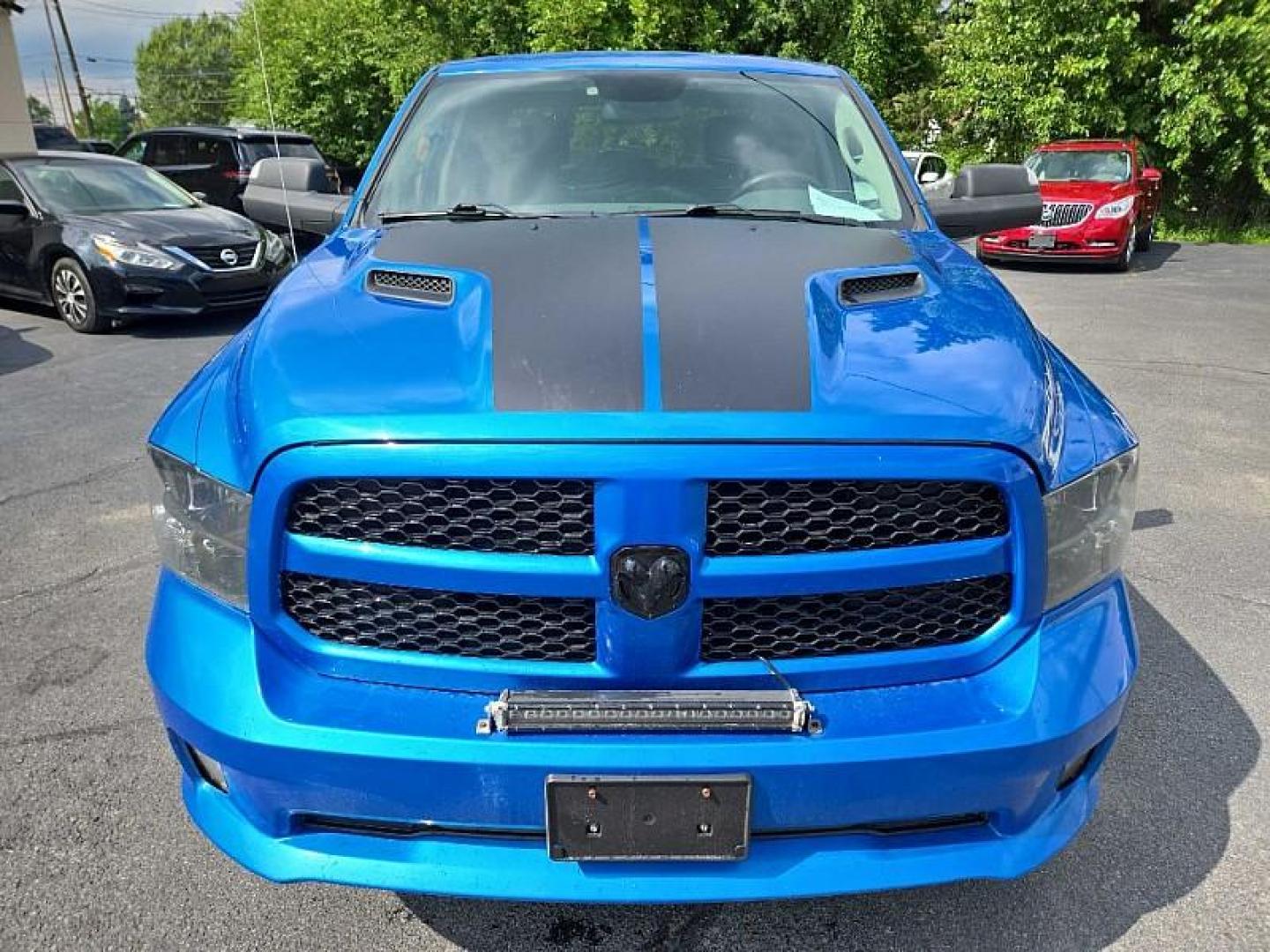 2019 BLUE /BLACK RAM 1500 Tradesman Crew Cab SWB 4WD (1C6RR7KT9KS) with an 5.7L V8 OHV 16V engine, 8A transmission, located at 3304 Woodville Road, Northwood, OH, 43619, (419) 210-8019, 41.612694, -83.480743 - We are #1 Auto Loan Dealer for Good Bad or No Credit we have hundreds of vehicles to choose from, stop on in or just fill out our online application to get approved for auto financing and see your credit score for free by visiting our website today. We have Low Payment Options and Terms Available - Photo#7