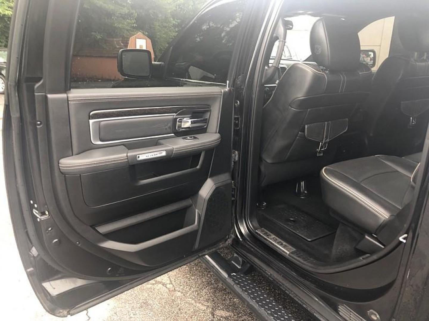 2016 BLACK /BLACK RAM 1500 Longhorn Crew Cab SWB 4WD (1C6RR7PM9GS) with an 3.0L V6 DIESEL engine, 6A transmission, located at 3304 Woodville Road, Northwood, OH, 43619, (419) 210-8019, 41.612694, -83.480743 - We are #1 Auto Loan Dealer for Good Bad or No Credit we have hundreds of vehicles to choose from, stop on in or just fill out our online application to get approved for auto financing and see your credit score for free by visiting our website today. We have Low Payment Options and Terms Available - Photo#10