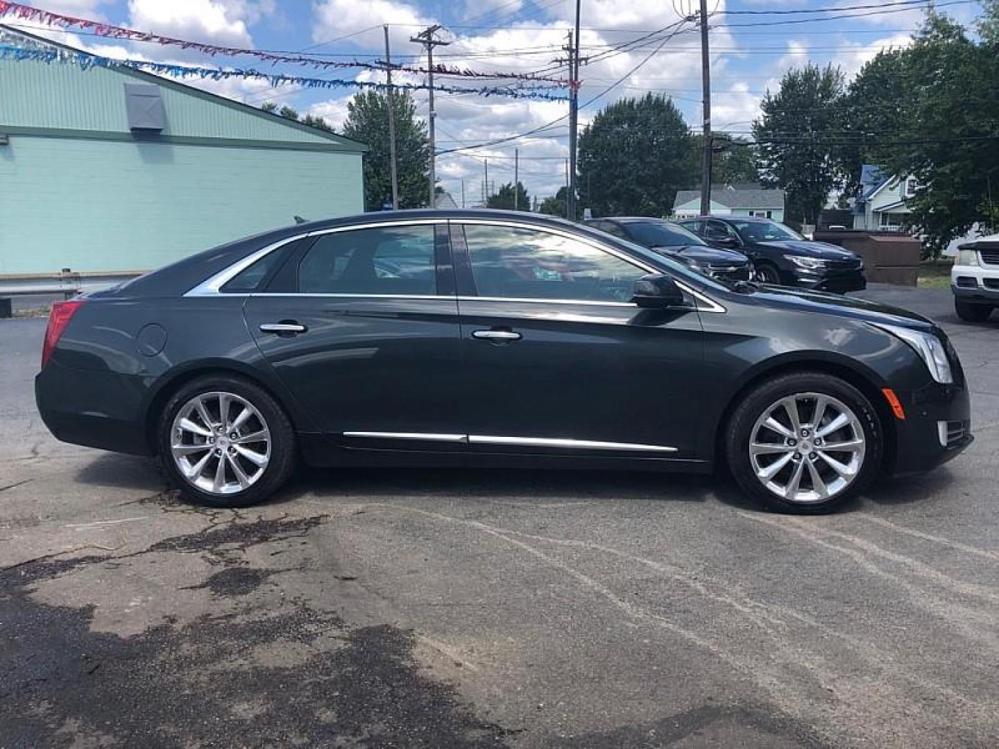 2014 Gray /TAN Cadillac XTS Premium FWD (2G61P5S34E9) with an 3.6L V6 DOHC 24V engine, 6-Speed Automatic transmission, located at 3304 Woodville Road, Northwood, OH, 43619, (419) 210-8019, 41.612694, -83.480743 - Photo#5