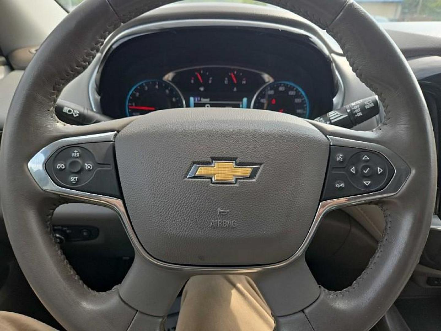 2019 GRAY /TAN Chevrolet Traverse LT Leather FWD (1GNERHKW6KJ) with an 3.6L V6 DOHC 24V engine, 9A transmission, located at 3304 Woodville Road, Northwood, OH, 43619, (419) 210-8019, 41.612694, -83.480743 - We are #1 Auto Loan Dealer for Good Bad or No Credit we have hundreds of vehicles to choose from, stop on in or just fill out our online application to get approved for auto financing and see your credit score for free by visiting our website today. We have Low Payment Options and Terms Available - Photo#21