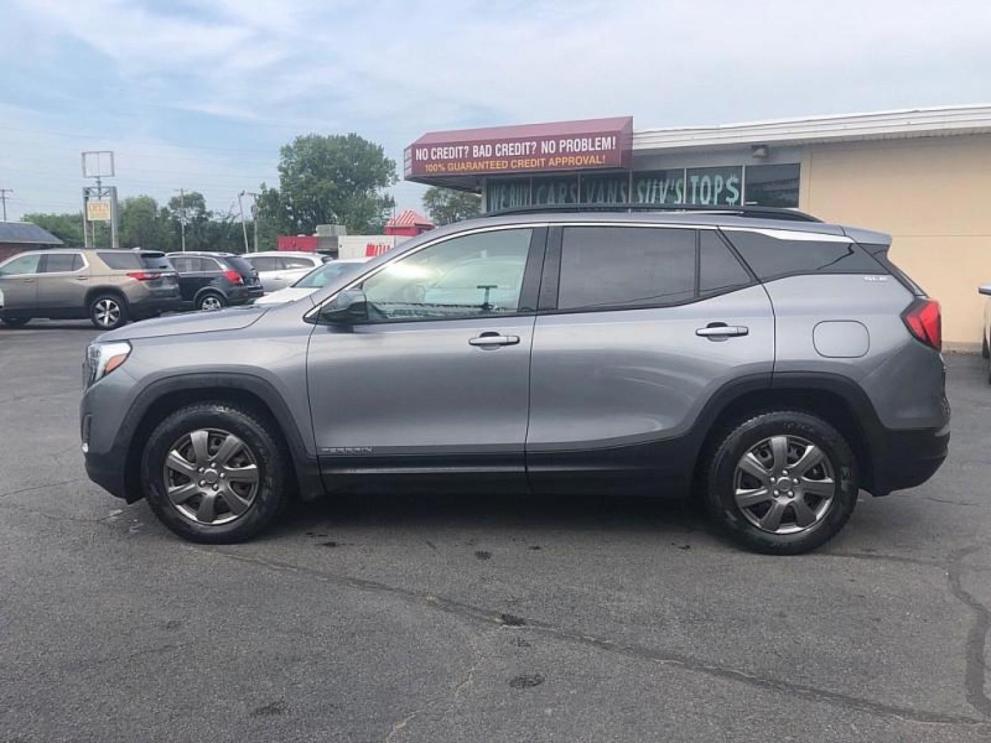 2018 GRAY /BLACK GMC Terrain SLE AWD (3GKALTEV6JL) with an 1.4L L4 DOHC 16V TURBO engine, 6A transmission, located at 3304 Woodville Road, Northwood, OH, 43619, (419) 210-8019, 41.612694, -83.480743 - We are #1 Auto Loan Dealer for Good Bad or No Credit we have hundreds of vehicles to choose from, stop on in or just fill out our online application to get approved for auto financing and see your credit score for free by visiting our website today. We have Low Payment Options and Terms Available - Photo#1