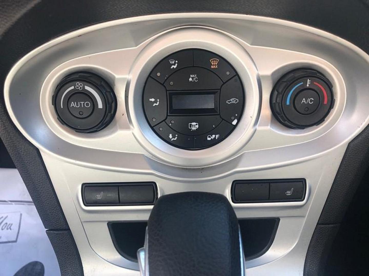 2019 GRAY /BLACK Ford Fiesta SE Sedan (3FADP4BJ8KM) with an 1.6L L4 DOHC 16V engine, Automatic 6-Spd PowerShift w/SelectShift transmission, located at 3304 Woodville Road, Northwood, OH, 43619, (419) 210-8019, 41.612694, -83.480743 - Photo#20