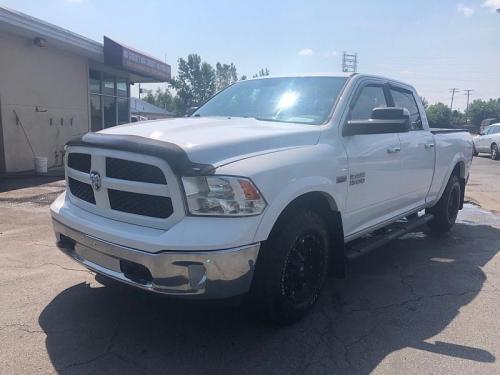 2014 RAM 1500 CREW CAB PICKUP 4-DR