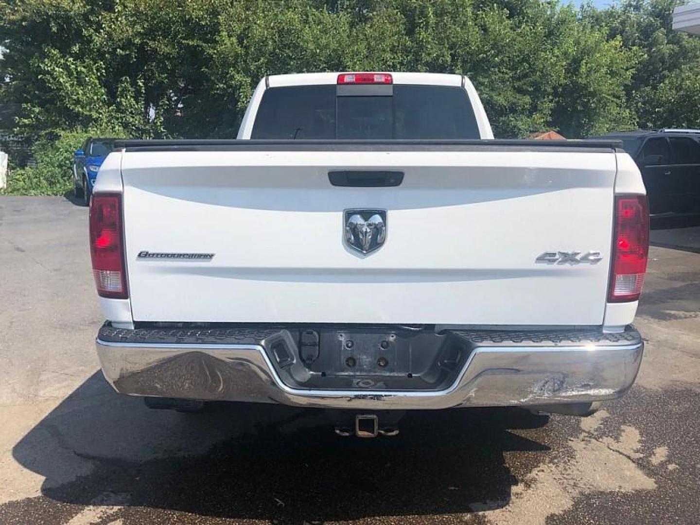 2014 WHITE /GREY RAM 1500 SLT Crew Cab LWB 4WD (1C6RR7TT6ES) with an 5.7L V8 OHV 16V engine, 6-Speed Automatic transmission, located at 3304 Woodville Road, Northwood, OH, 43619, (419) 210-8019, 41.612694, -83.480743 - We are #1 Auto Loan Dealer for Good Bad or No Credit we have hundreds of vehicles to choose from, stop on in or just fill out our online application to get approved for auto financing and see your credit score for free by visiting our website today. We have Low Payment Options and Terms Available - Photo#3