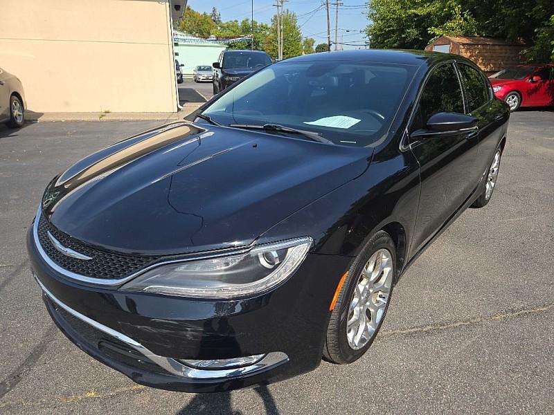 photo of 2015 Chrysler 200 SEDAN 4-DR