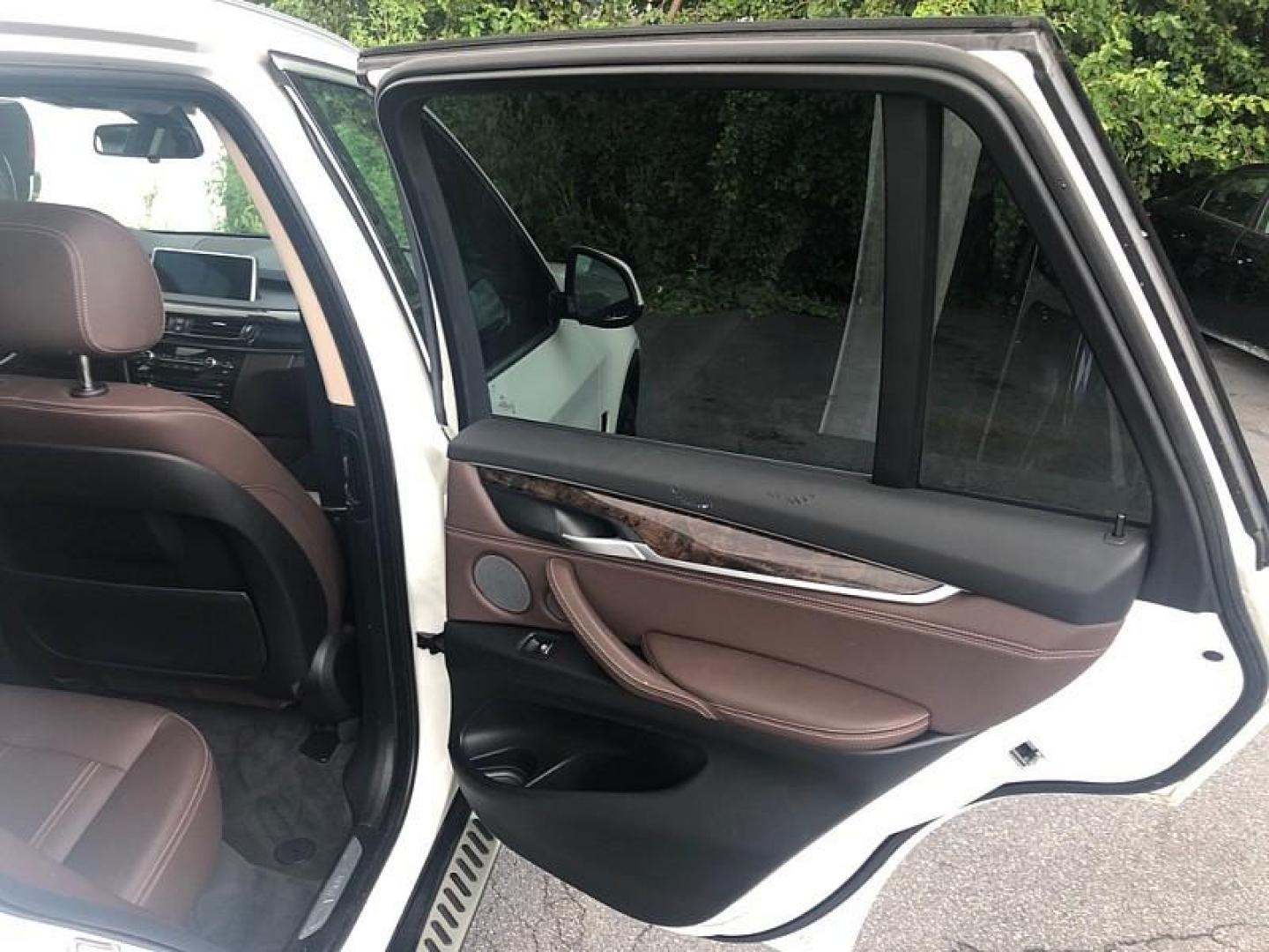 2015 WHITE /BROWN BMW X5 xDrive35i (5UXKR0C54F0) with an 3.0L L6 DOHC 24V engine, 8-Speed Automatic transmission, located at 3304 Woodville Road, Northwood, OH, 43619, (419) 210-8019, 41.612694, -83.480743 - We are #1 Auto Loan Dealer for Good Bad or No Credit we have hundreds of vehicles to choose from, stop on in or just fill out our online application to get approved for auto financing and see your credit score for free by visiting our website today. We have Low Payment Options and Terms Available - Photo#14