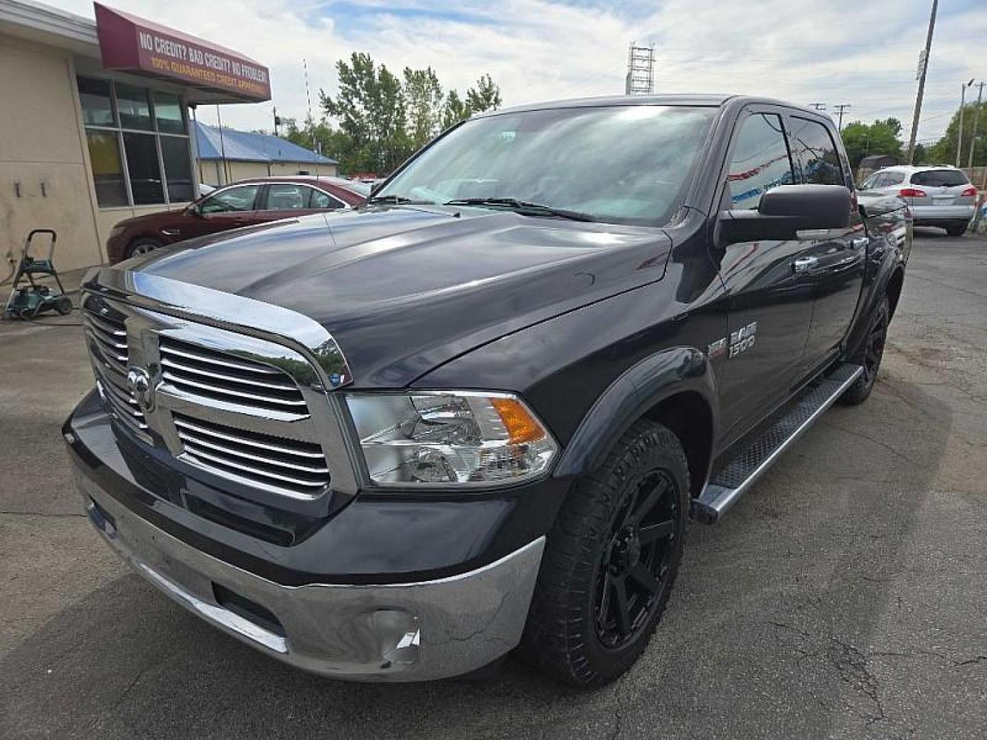 2017 GRAY /BLACK RAM 1500 SLT Crew Cab SWB 4WD (1C6RR7LT9HS) with an 5.7L V8 OHV 16V engine, 8A transmission, located at 3304 Woodville Road, Northwood, OH, 43619, (419) 210-8019, 41.612694, -83.480743 - We are #1 Auto Loan Dealer for Good Bad or No Credit we have hundreds of vehicles to choose from, stop on in or just fill out our online application to get approved for auto financing and see your credit score for free by visiting our website today. We have Low Payment Options and Terms Available - Photo#0