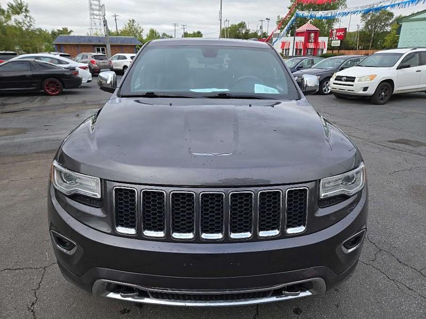 2015 GRAY /BLACK Jeep Grand Cherokee Overland 4WD (1C4RJFCGXFC) with an 3.6L V6 DOHC 24V engine, 8-Speed Automatic transmission, located at 3304 Woodville Road, Northwood, OH, 43619, (419) 210-8019, 41.612694, -83.480743 - We are #1 Auto Loan Dealer for Good Bad or No Credit we have hundreds of vehicles to choose from, stop on in or just fill out our online application to get approved for auto financing and see your credit score for free by visiting our website today. We have Low Payment Options and Terms Available - Photo#23