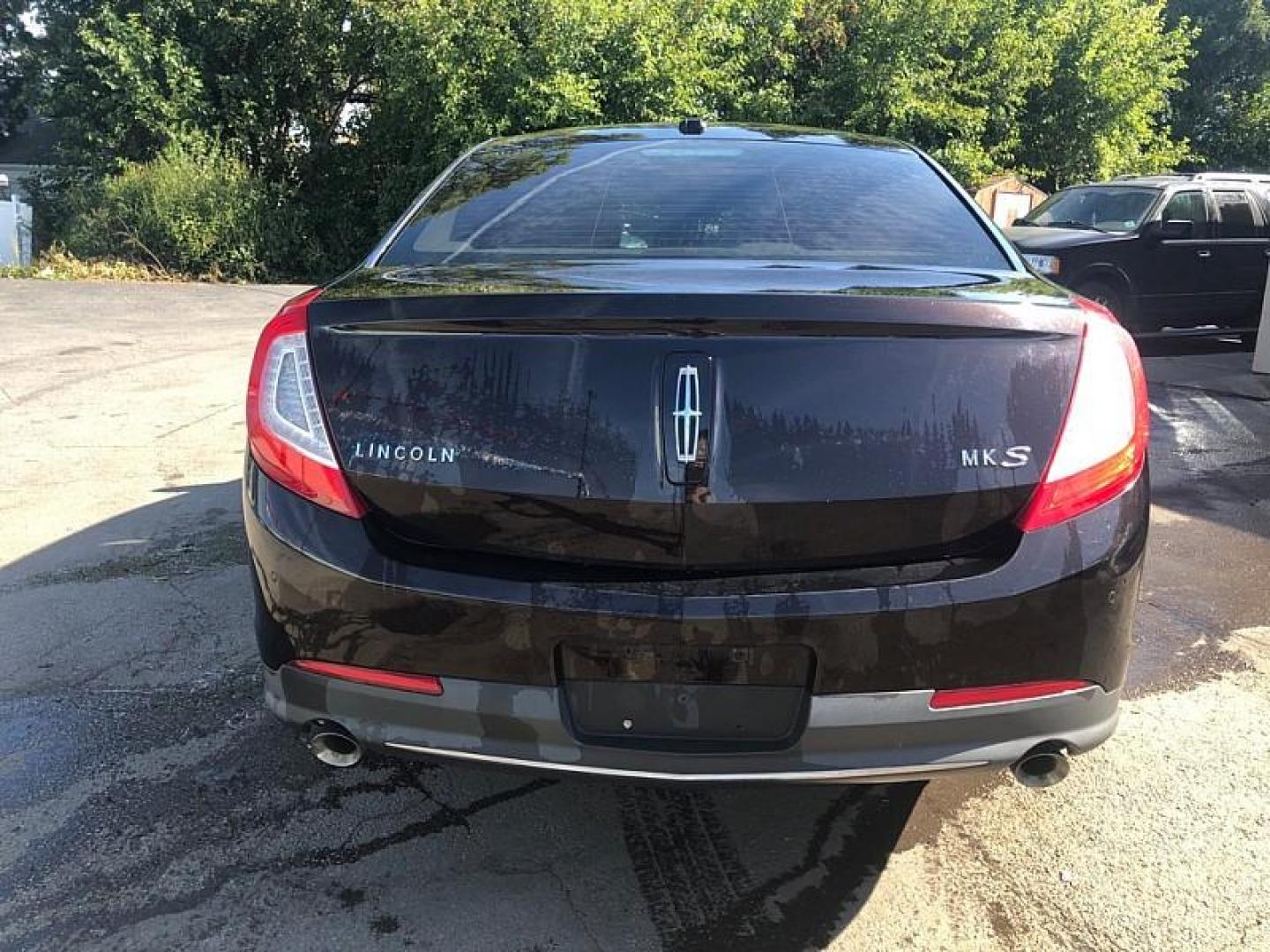 2013 BROWN /TAN Lincoln MKS FWD (1LNHL9DK1DG) with an 3.5L V6 DOHC 24V engine, 6-Speed Automatic transmission, located at 3304 Woodville Road, Northwood, OH, 43619, (419) 210-8019, 41.612694, -83.480743 - Photo#3