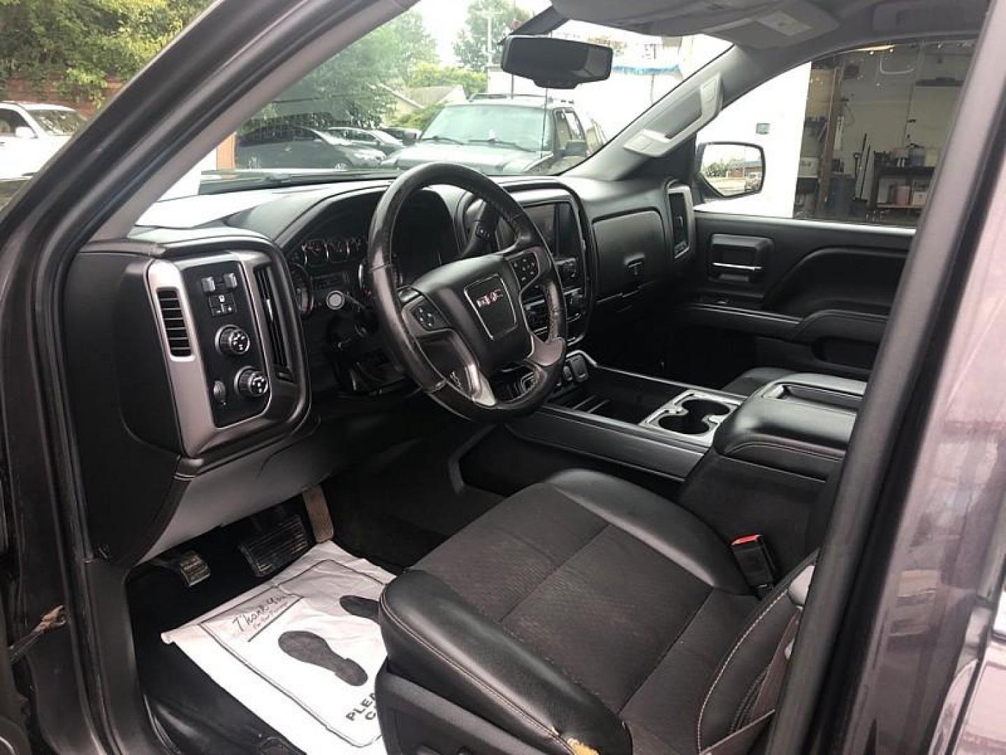 2015 GRAY /BLACK GMC Sierra 1500 SLE Crew Cab Short Box 4WD (3GTU2UECXFG) with an 5.3L V8 OHV 16V engine, 6-Speed Automatic transmission, located at 3304 Woodville Road, Northwood, OH, 43619, (419) 210-8019, 41.612694, -83.480743 - We are #1 Auto Loan Dealer for Good Bad or No Credit we have hundreds of vehicles to choose from, stop on in or just fill out our online application to get approved for auto financing and see your credit score for free by visiting our website today. We have Low Payment Options and Terms Available - Photo#20