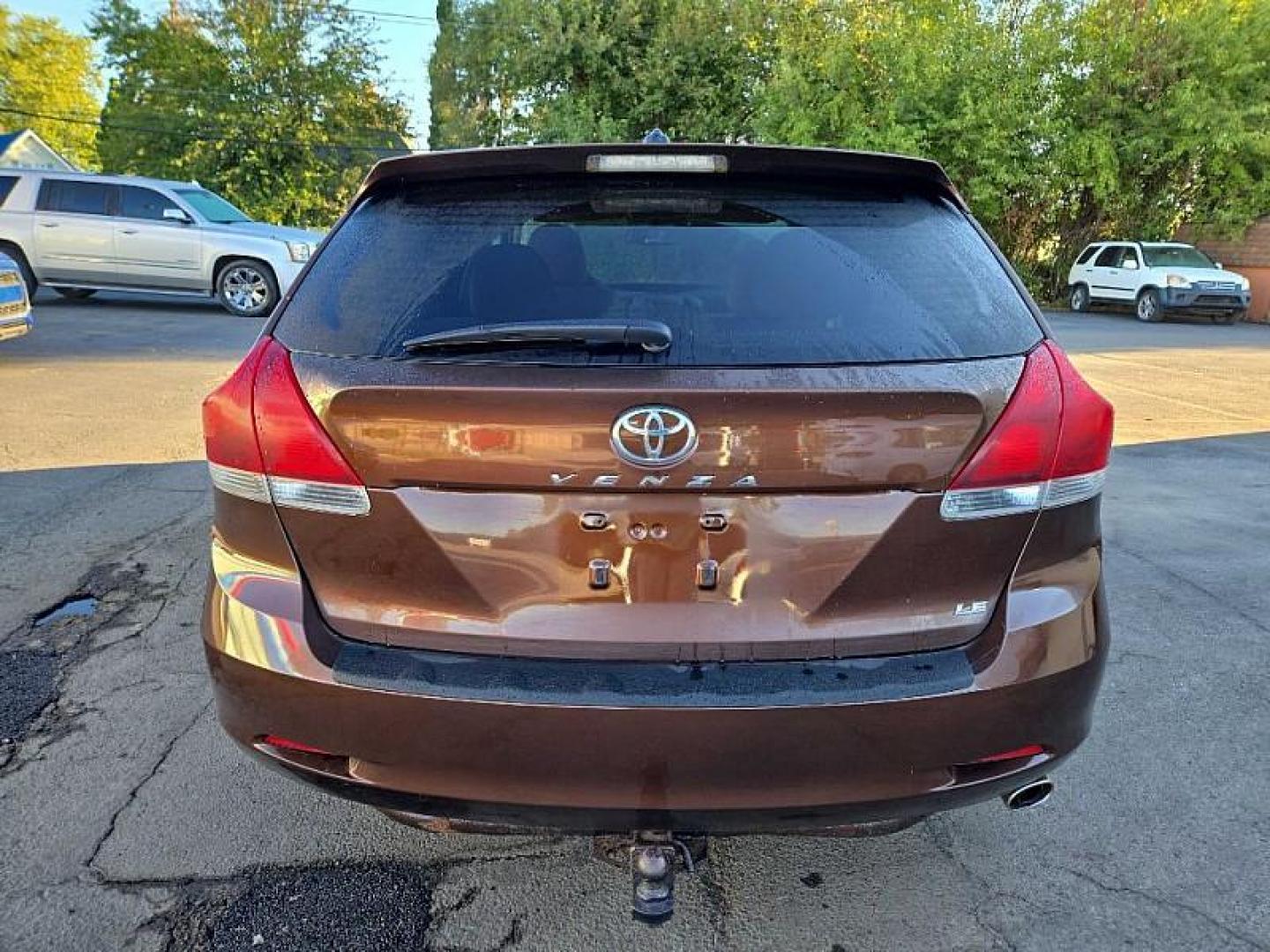 2014 BROWN /TAN Toyota Venza LE I4 FWD (4T3ZA3BB0EU) with an 2.7L L4 DOHC 16V engine, 6-Speed Automatic transmission, located at 3304 Woodville Road, Northwood, OH, 43619, (419) 210-8019, 41.612694, -83.480743 - We are #1 Auto Loan Dealer for Good Bad or No Credit we have hundreds of vehicles to choose from, stop on in or just fill out our online application to get approved for auto financing and see your credit score for free by visiting our website today. We have Low Payment Options and Terms Available - Photo#3