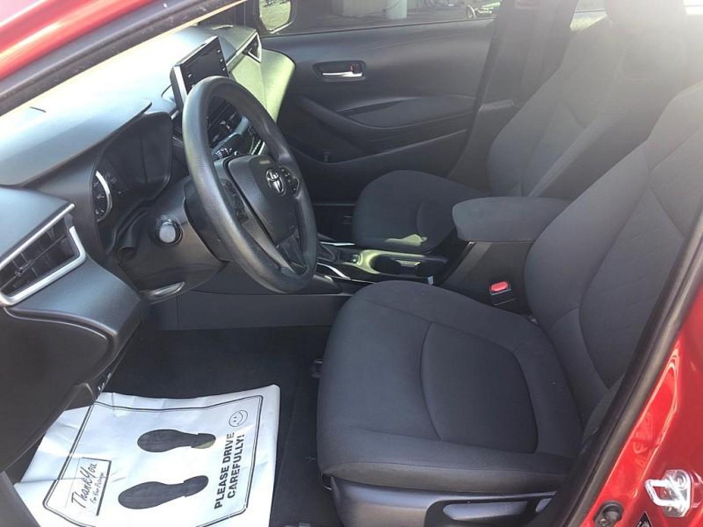 2021 RED /BLACK Toyota Corolla LE (5YFEPMAEXMP) with an 1.8L L4 DOHC 16V engine, CVT transmission, located at 3304 Woodville Road, Northwood, OH, 43619, (419) 210-8019, 41.612694, -83.480743 - We are #1 Auto Loan Dealer for Good Bad or No Credit we have hundreds of vehicles to choose from, stop on in or just fill out our online application to get approved for auto financing and see your credit score for free by visiting our website today. We have Low Payment Options and Terms Available - Photo#9