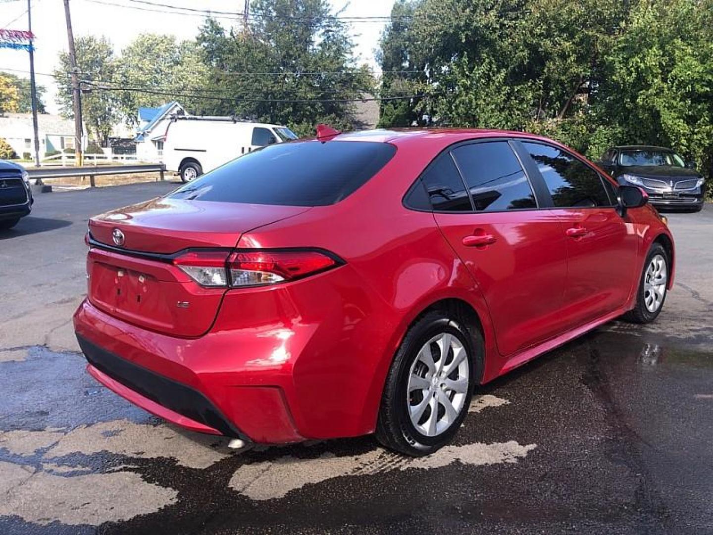 2021 RED /BLACK Toyota Corolla LE (5YFEPMAEXMP) with an 1.8L L4 DOHC 16V engine, CVT transmission, located at 3304 Woodville Road, Northwood, OH, 43619, (419) 210-8019, 41.612694, -83.480743 - We are #1 Auto Loan Dealer for Good Bad or No Credit we have hundreds of vehicles to choose from, stop on in or just fill out our online application to get approved for auto financing and see your credit score for free by visiting our website today. We have Low Payment Options and Terms Available - Photo#4