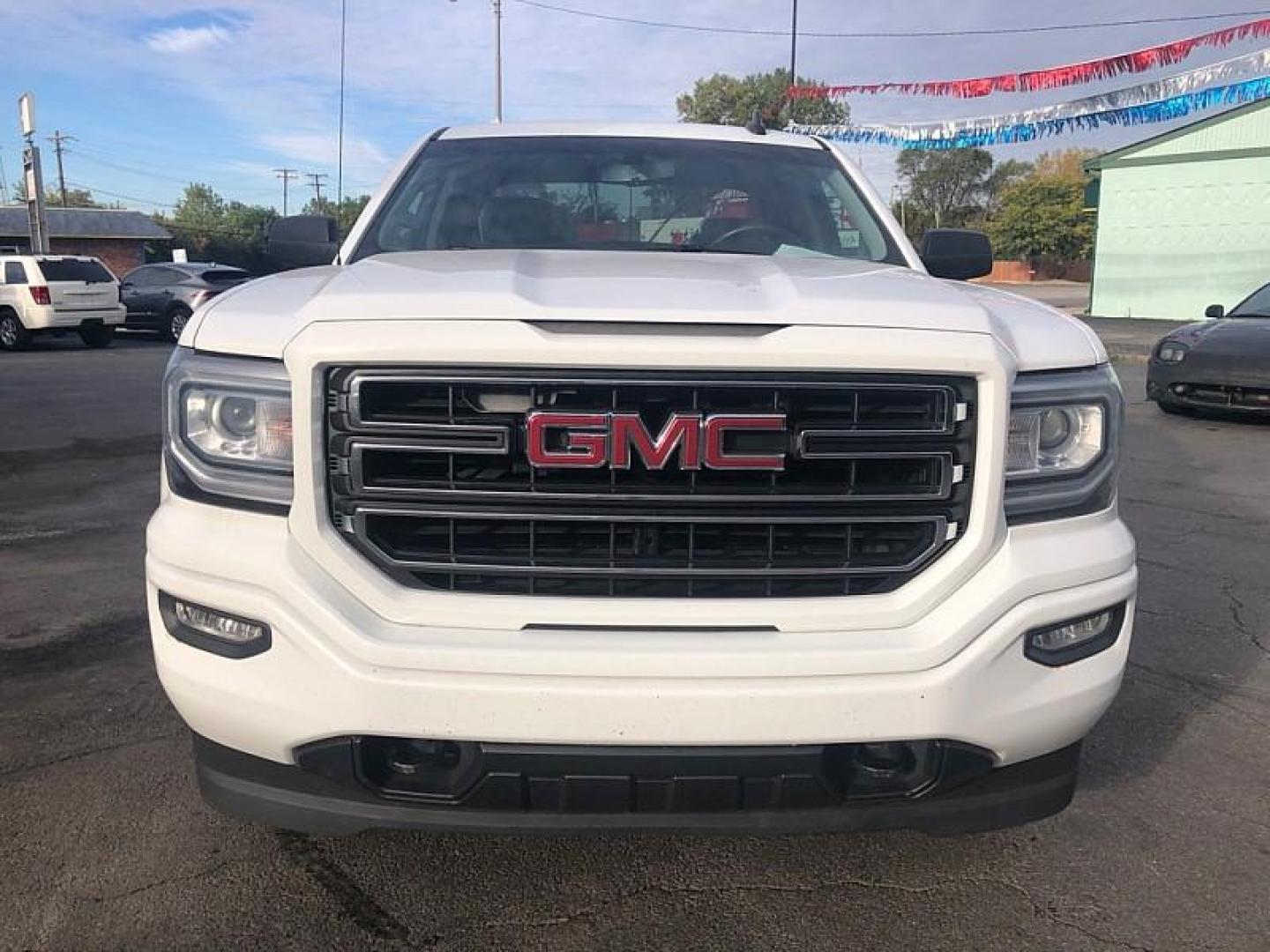 2017 WHITE /GREY GMC Sierra 1500 Base Double Cab 4WD (1GTV2LEC0HZ) with an 5.3L V8 OHV 16V engine, 6A transmission, located at 3304 Woodville Road, Northwood, OH, 43619, (419) 210-8019, 41.612694, -83.480743 - We are #1 Auto Loan Dealer for Good Bad or No Credit we have hundreds of vehicles to choose from, stop on in or just fill out our online application to get approved for auto financing and see your credit score for free by visiting our website today. We have Low Payment Options and Terms Available - Photo#7