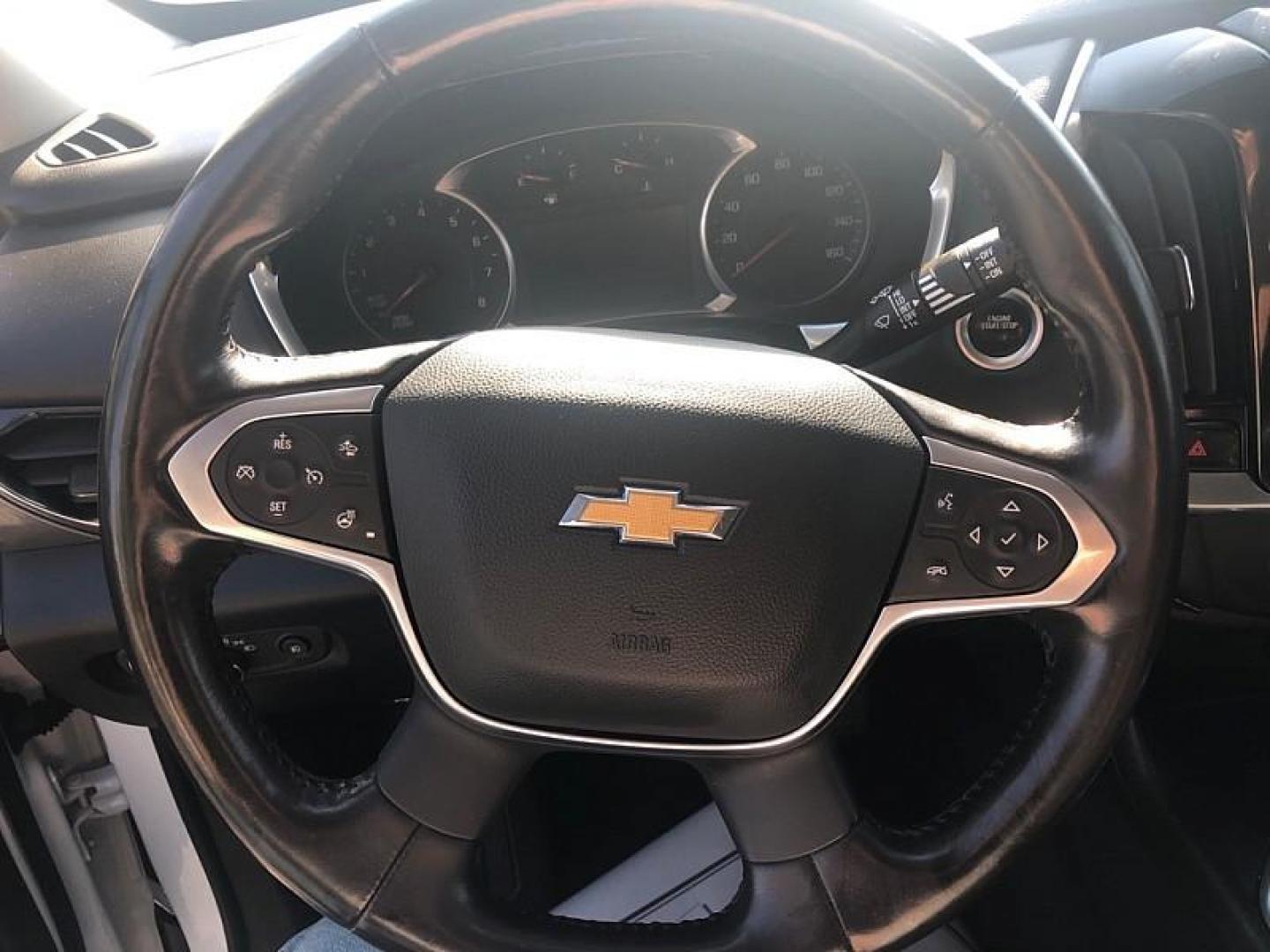 2020 WHITE /BLACK Chevrolet Traverse LT Cloth AWD (1GNEVGKW3LJ) with an 3.6L V6 DOHC 24V engine, 9A transmission, located at 3304 Woodville Road, Northwood, OH, 43619, (419) 210-8019, 41.612694, -83.480743 - We are #1 Auto Loan Dealer for Good Bad or No Credit we have hundreds of vehicles to choose from, stop on in or just fill out our online application to get approved for auto financing and see your credit score for free by visiting our website today. We have Low Payment Options and Terms Available - Photo#19