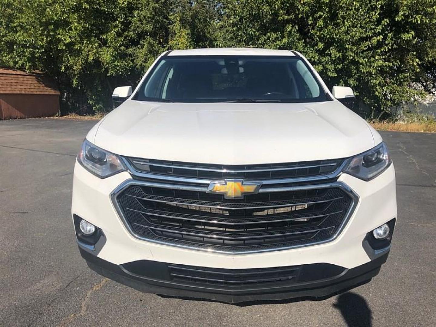 2020 WHITE /BLACK Chevrolet Traverse LT Cloth AWD (1GNEVGKW3LJ) with an 3.6L V6 DOHC 24V engine, 9A transmission, located at 3304 Woodville Road, Northwood, OH, 43619, (419) 210-8019, 41.612694, -83.480743 - We are #1 Auto Loan Dealer for Good Bad or No Credit we have hundreds of vehicles to choose from, stop on in or just fill out our online application to get approved for auto financing and see your credit score for free by visiting our website today. We have Low Payment Options and Terms Available - Photo#7