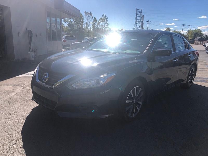 photo of 2016 Nissan Altima 2.5 SL