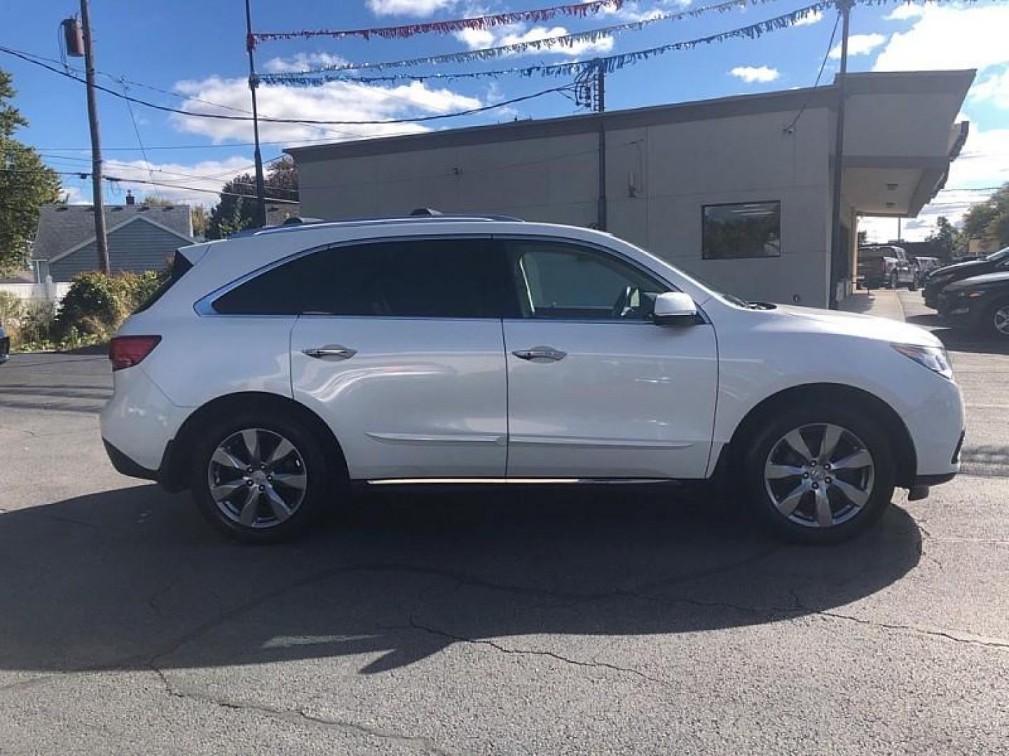 2014 WHITE /TAN Acura MDX SH-AWD 6-Spd AT w/Advance Package (5FRYD4H87EB) with an 3.5L V6 SOHC 24V engine, 6-Speed Automatic transmission, located at 3304 Woodville Road, Northwood, OH, 43619, (419) 210-8019, 41.612694, -83.480743 - We are #1 Auto Loan Dealer for Good Bad or No Credit we have hundreds of vehicles to choose from, stop on in or just fill out our online application to get approved for auto financing and see your credit score for free by visiting our website today. We have Low Payment Options and Terms Available - Photo#5