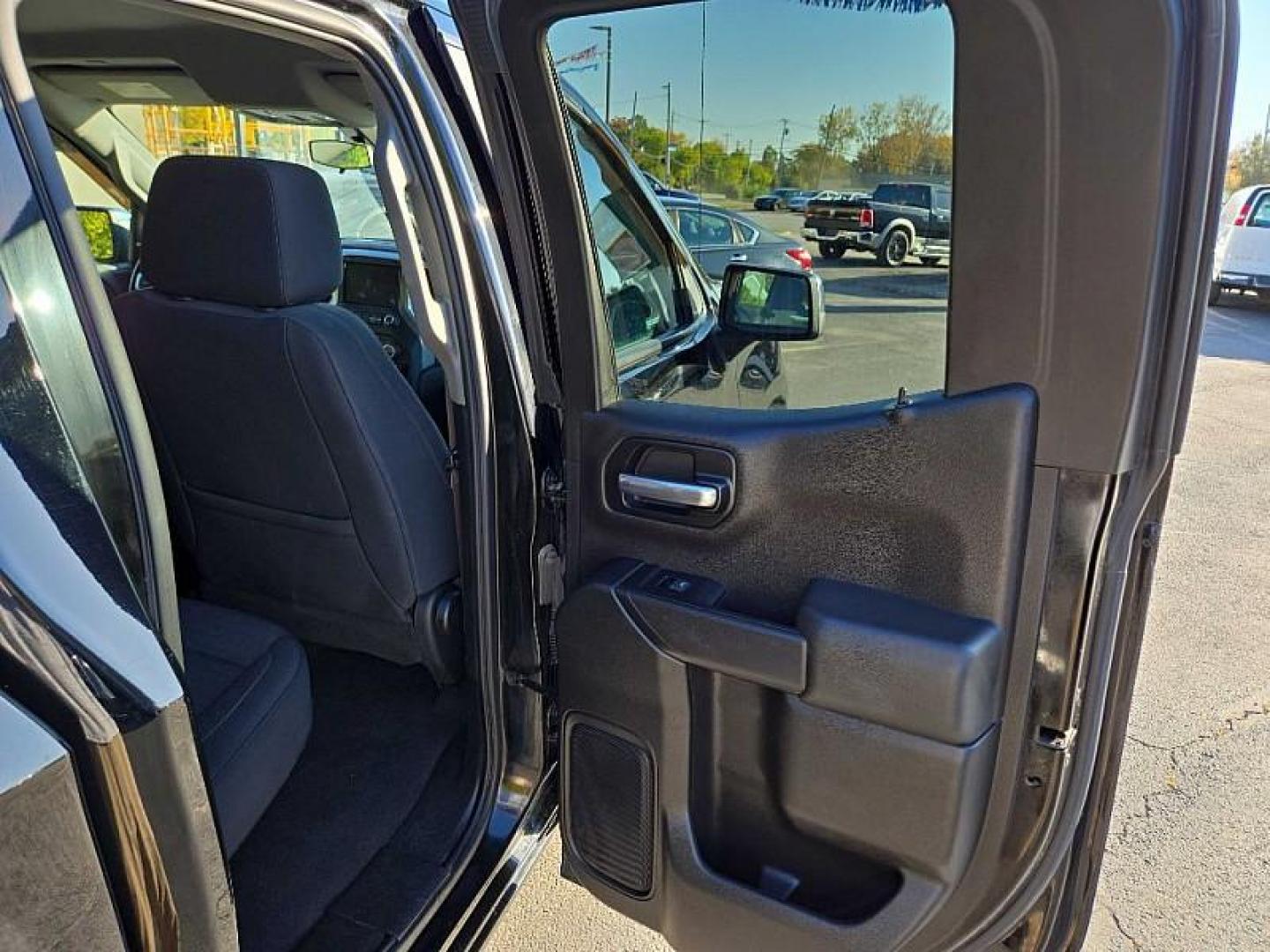 2019 BLACK /BLACK Chevrolet Silverado 1500 LT Double Cab 4WD (1GCRYDED8KZ) with an 5.3L V8 OHV 16V engine, 6A transmission, located at 3304 Woodville Road, Northwood, OH, 43619, (419) 210-8019, 41.612694, -83.480743 - We are #1 Auto Loan Dealer for Good Bad or No Credit we have hundreds of vehicles to choose from, stop on in or just fill out our online application to get approved for auto financing and see your credit score for free by visiting our website today. We have Low Payment Options and Terms Available - Photo#11