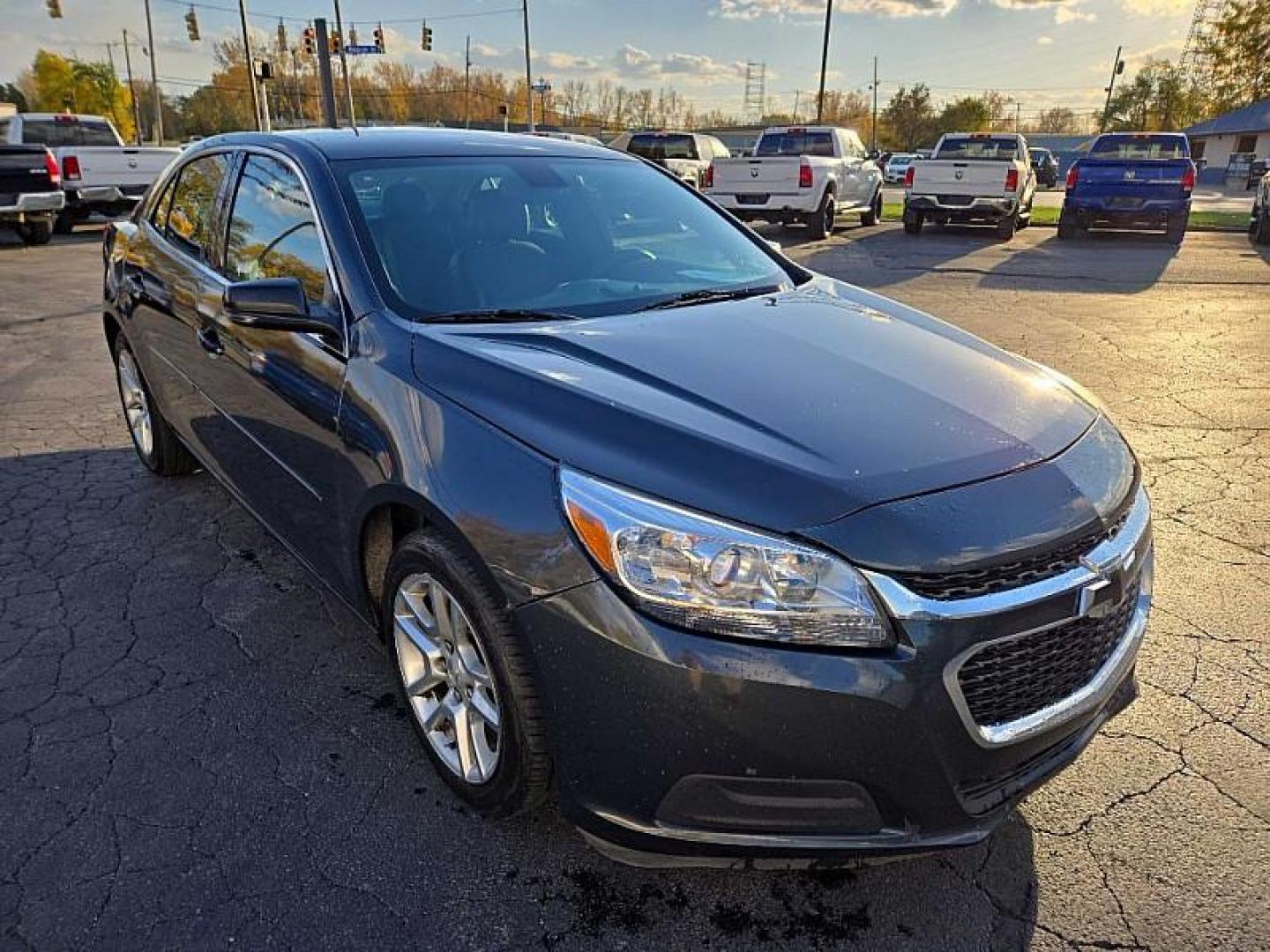 2014 GREY /BLACK Chevrolet Malibu 1LT (1G11C5SL9EF) with an 2.5L L4 DOHC 16V engine, 6-Speed Automatic transmission, located at 3304 Woodville Road, Northwood, OH, 43619, (419) 210-8019, 41.612694, -83.480743 - We are #1 Auto Loan Dealer for Good Bad or No Credit we have hundreds of vehicles to choose from, stop on in or just fill out our online application to get approved for auto financing and see your credit score for free by visiting our website today. We have Low Payment Options and Terms Available - Photo#4