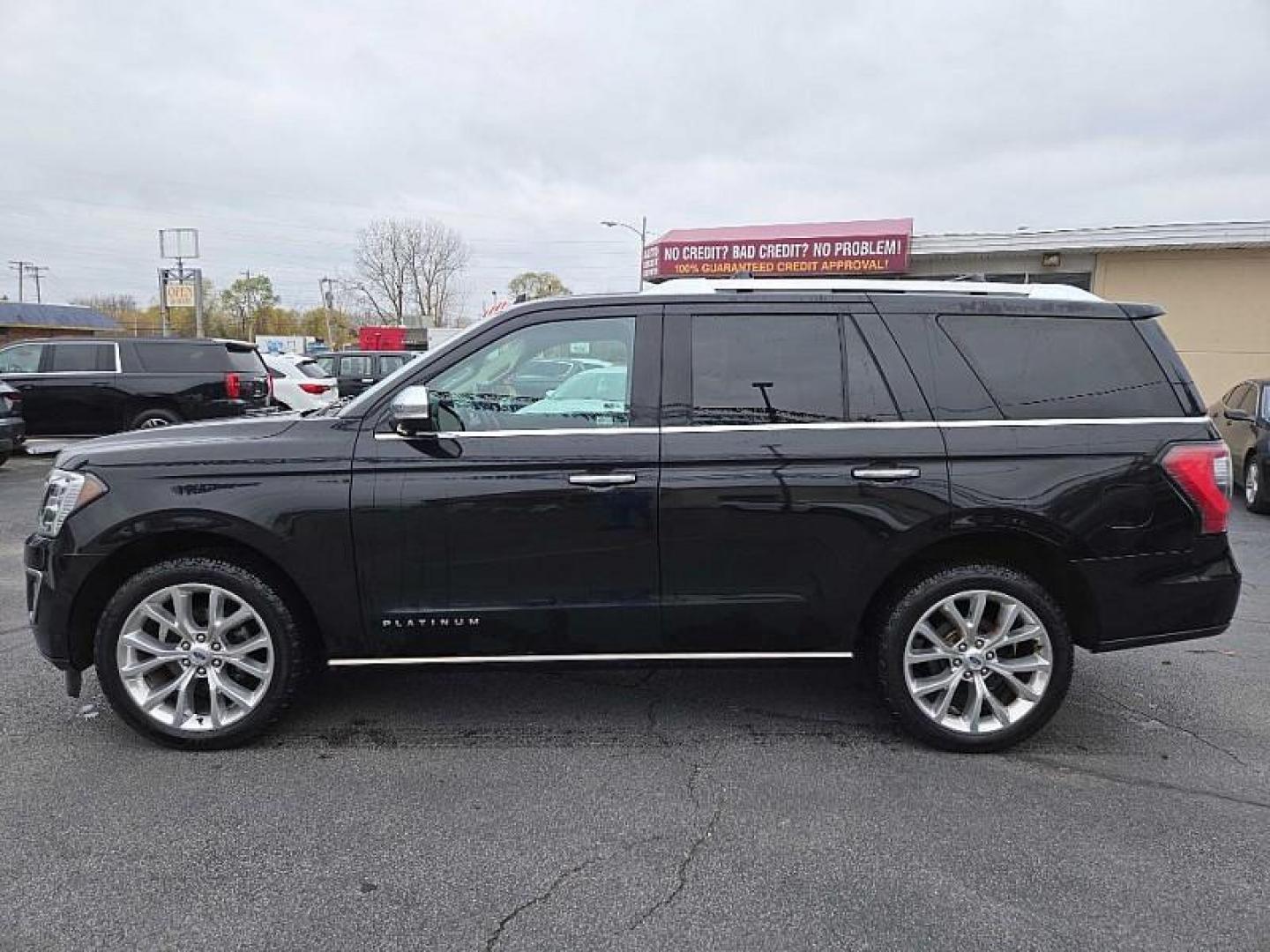 2019 BLACK /BLACK Ford Expedition Platinum 4WD (1FMJU1MT6KE) with an 3.5L V6 DOHC 24V FFV engine, 6A transmission, located at 3304 Woodville Road, Northwood, OH, 43619, (419) 210-8019, 41.612694, -83.480743 - Your #1 Destination for Auto Loans and mdash;No Matter Your Credit!At our dealership, we cater to everyone and mdash;whether you have good, bad, or no credit. With hundreds of vehicles to choose from, you can easily find the perfect car, truck, or SUV that fits your needs.Get Approved Today!Visit ou - Photo#1