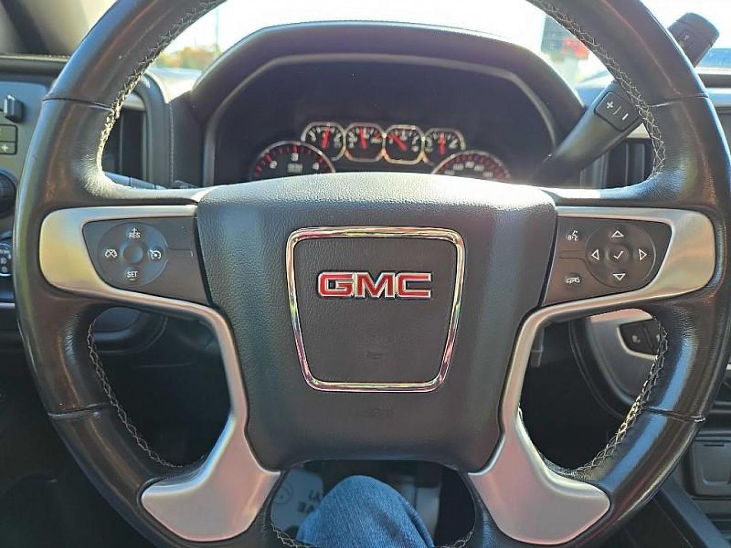 2016 RED /BLACK GMC Sierra 1500 SLE Crew Cab Long Box 4WD (3GTU2MEC3GG) with an 5.3L V8 OHV 16V engine, 6A transmission, located at 3304 Woodville Road, Northwood, OH, 43619, (419) 210-8019, 41.612694, -83.480743 - We are #1 Auto Loan Dealer for Good Bad or No Credit we have hundreds of vehicles to choose from, stop on in or just fill out our online application to get approved for auto financing and see your credit score for free by visiting our website today. We have Low Payment Options and Terms Available - Photo#19