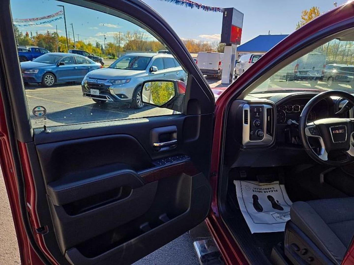 2016 RED /BLACK GMC Sierra 1500 SLE Crew Cab Long Box 4WD (3GTU2MEC3GG) with an 5.3L V8 OHV 16V engine, 6A transmission, located at 3304 Woodville Road, Northwood, OH, 43619, (419) 210-8019, 41.612694, -83.480743 - We are #1 Auto Loan Dealer for Good Bad or No Credit we have hundreds of vehicles to choose from, stop on in or just fill out our online application to get approved for auto financing and see your credit score for free by visiting our website today. We have Low Payment Options and Terms Available - Photo#8