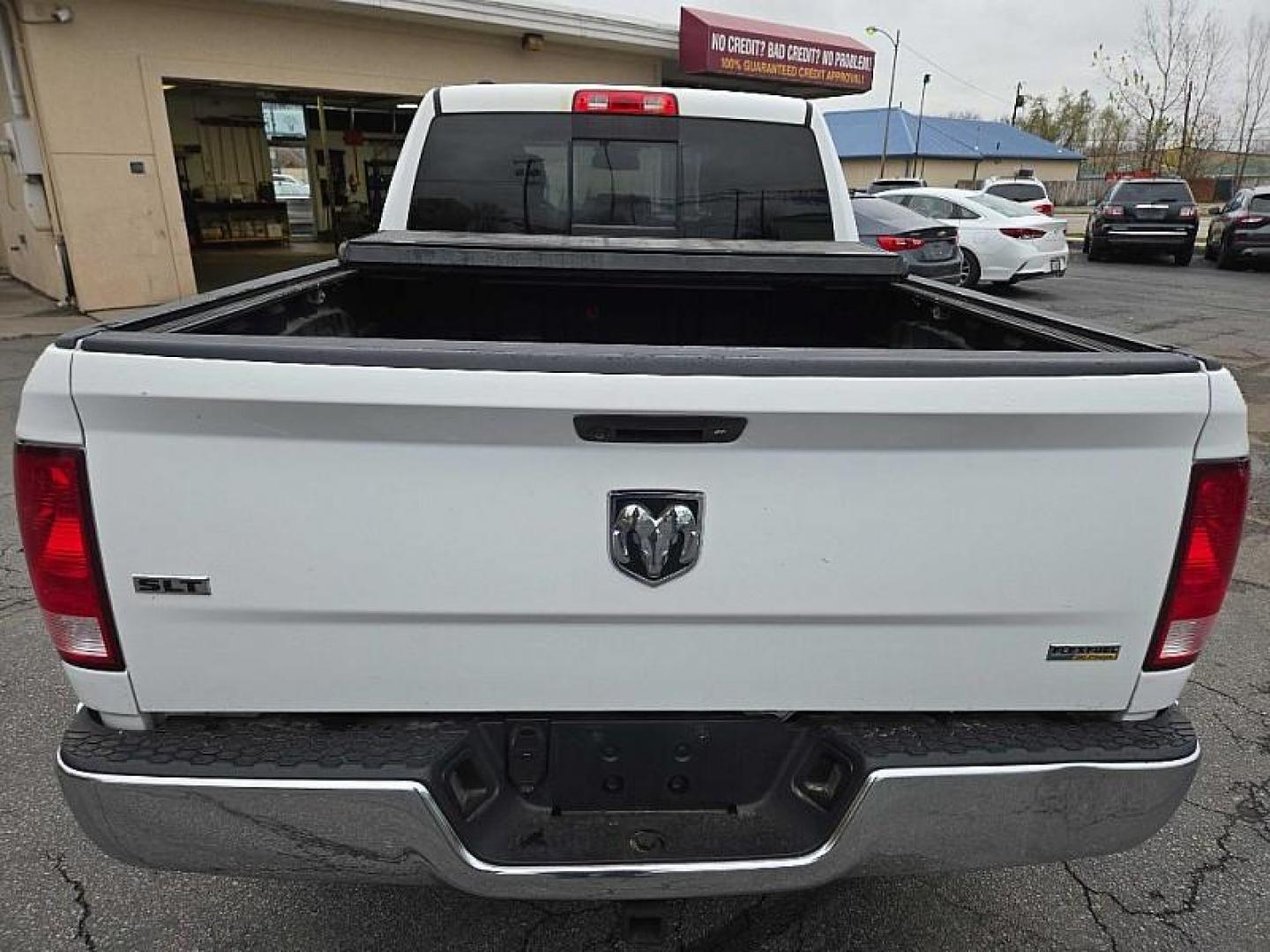 2016 WHITE /GREY RAM 1500 SLT Quad Cab 2WD (1C6RR6GG2GS) with an 3.6L V6 DOHC 24V FFV engine, 6A transmission, located at 3304 Woodville Road, Northwood, OH, 43619, (419) 210-8019, 41.612694, -83.480743 - Your #1 Destination for Auto Loans and mdash;No Matter Your Credit!At our dealership, we cater to everyone and mdash;whether you have good, bad, or no credit. With hundreds of vehicles to choose from, you can easily find the perfect car, truck, or SUV that fits your needs.Get Approved Today!Visit ou - Photo#25