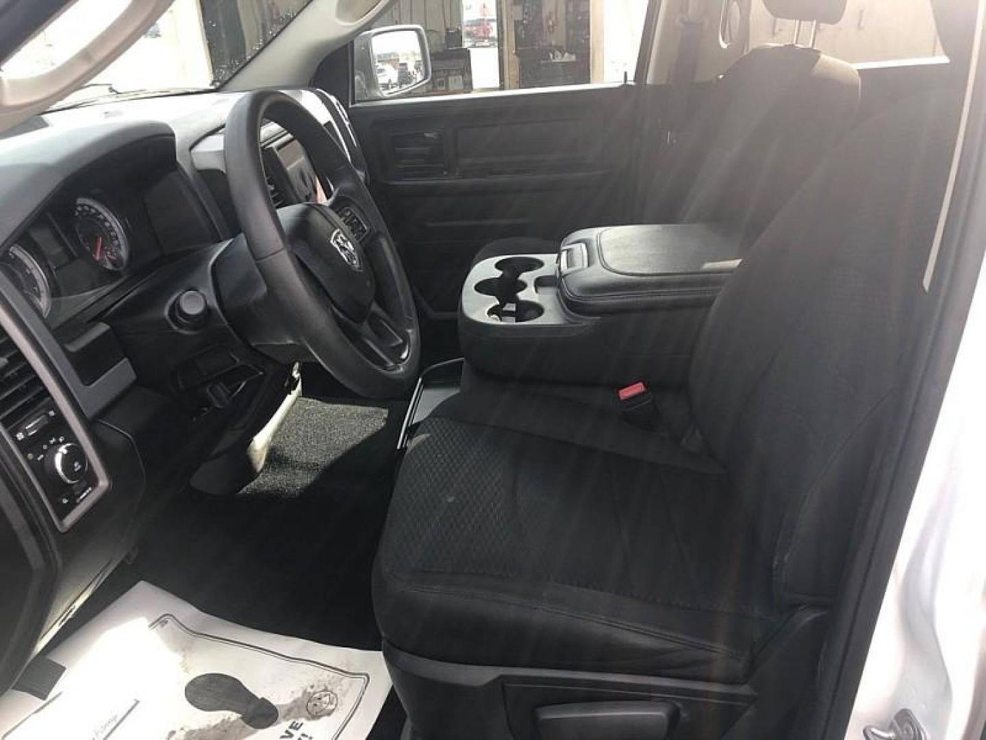 2020 WHITE /BLACK RAM 1500 Classic Tradesman Crew Cab SWB 4WD (1C6RR7KT8LS) with an 5.7L V8 OHV 16V engine, 8A transmission, located at 3304 Woodville Road, Northwood, OH, 43619, (419) 210-8019, 41.612694, -83.480743 - Your #1 Destination for Auto Loans and mdash;No Matter Your Credit!At our dealership, we cater to everyone and mdash;whether you have good, bad, or no credit. With hundreds of vehicles to choose from, you can easily find the perfect car, truck, or SUV that fits your needs.Get Approved Today!Visit ou - Photo#9