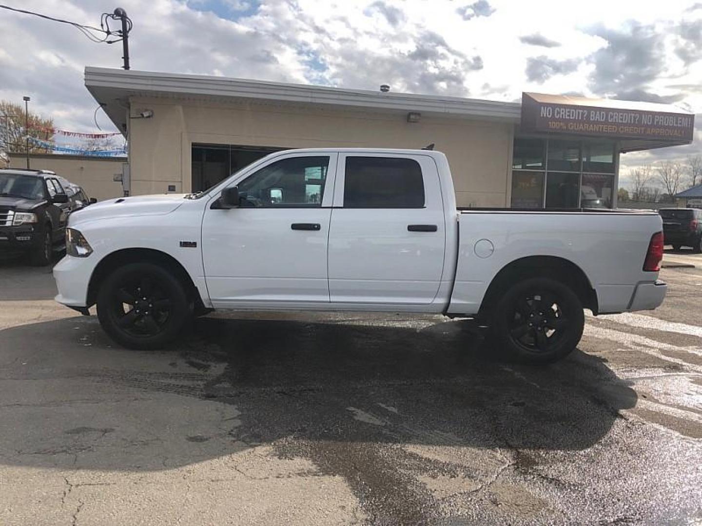 2020 WHITE /BLACK RAM 1500 Classic Tradesman Crew Cab SWB 4WD (1C6RR7KT8LS) with an 5.7L V8 OHV 16V engine, 8A transmission, located at 3304 Woodville Road, Northwood, OH, 43619, (419) 210-8019, 41.612694, -83.480743 - Your #1 Destination for Auto Loans and mdash;No Matter Your Credit!At our dealership, we cater to everyone and mdash;whether you have good, bad, or no credit. With hundreds of vehicles to choose from, you can easily find the perfect car, truck, or SUV that fits your needs.Get Approved Today!Visit ou - Photo#1