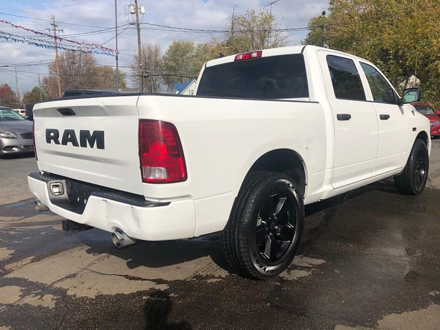 2020 WHITE /BLACK RAM 1500 Classic Tradesman Crew Cab SWB 4WD (1C6RR7KT8LS) with an 5.7L V8 OHV 16V engine, 8A transmission, located at 3304 Woodville Road, Northwood, OH, 43619, (419) 210-8019, 41.612694, -83.480743 - Your #1 Destination for Auto Loans and mdash;No Matter Your Credit!At our dealership, we cater to everyone and mdash;whether you have good, bad, or no credit. With hundreds of vehicles to choose from, you can easily find the perfect car, truck, or SUV that fits your needs.Get Approved Today!Visit ou - Photo#4