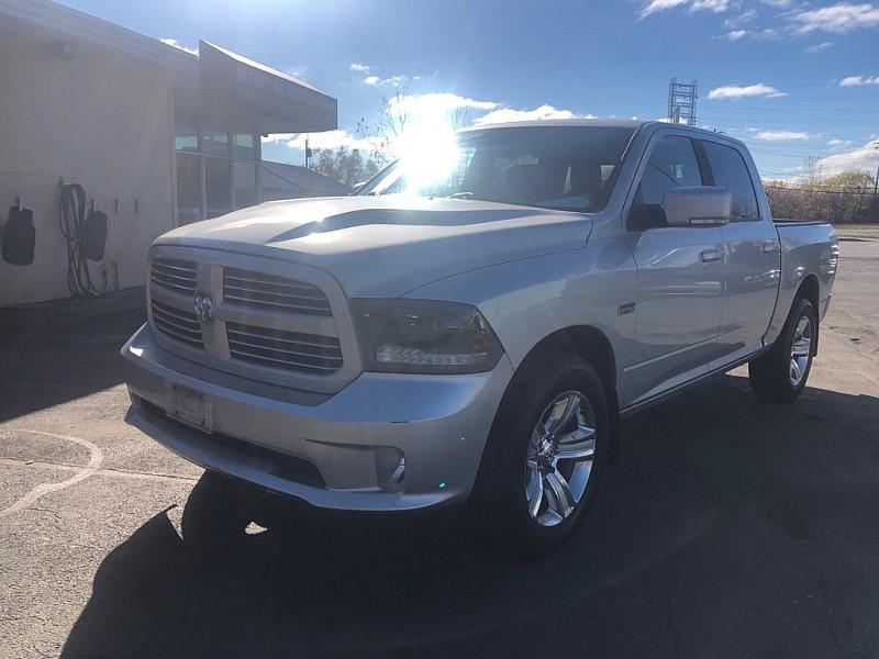 photo of 2015 RAM 1500 Sport Crew Cab SWB 4WD